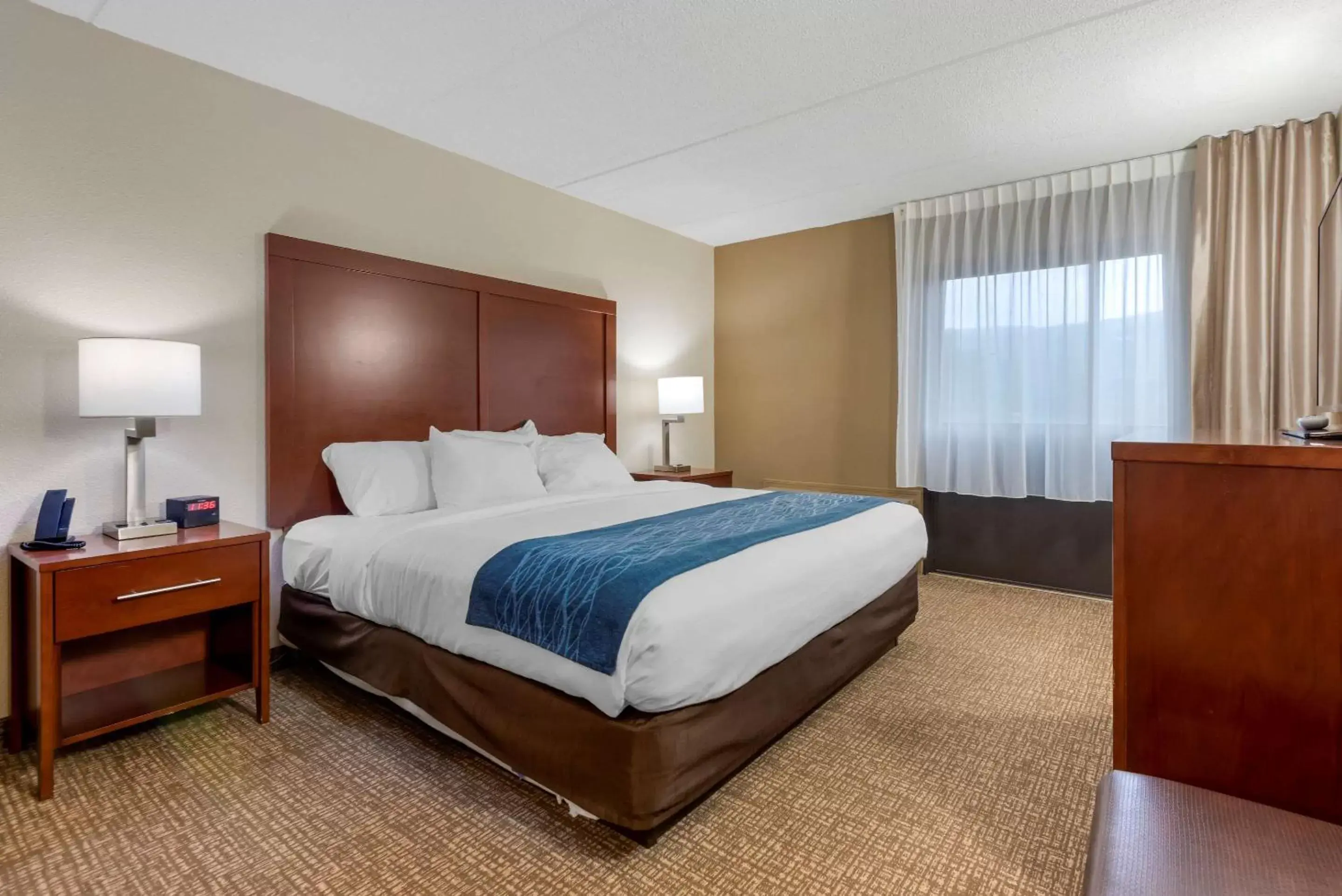 Photo of the whole room, Bed in Comfort Inn Binghamton I-81