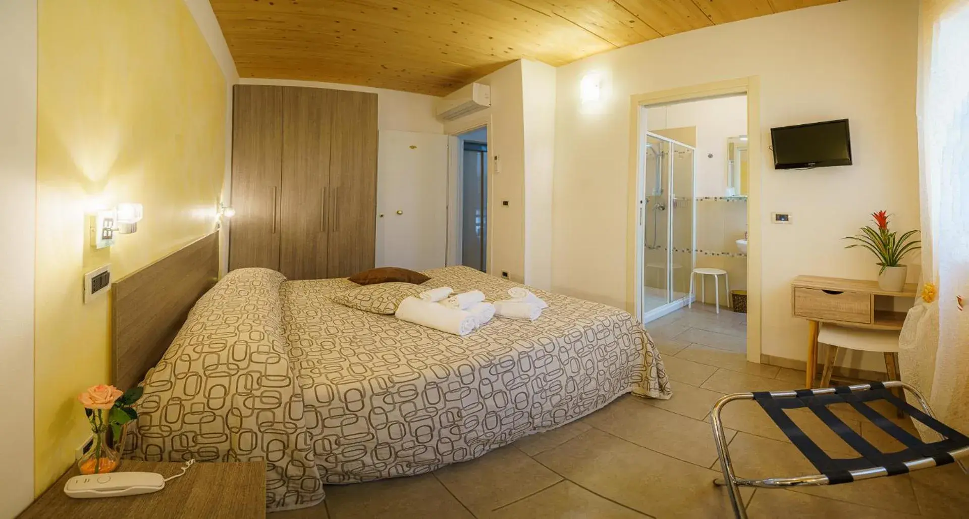 Bed in Albergo La Lampara