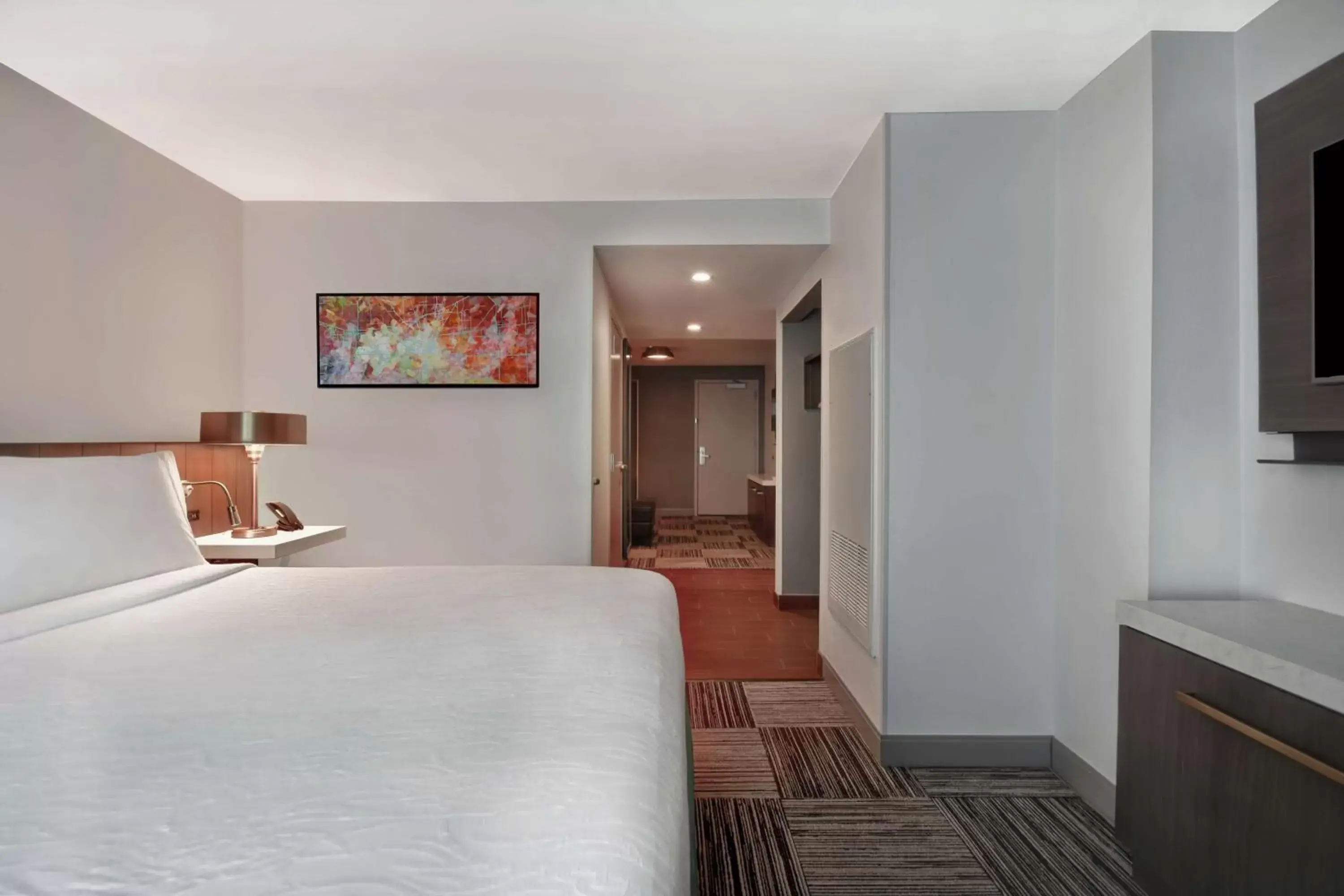 Photo of the whole room, Bed in Hilton Garden Inn Houston/Galleria Area