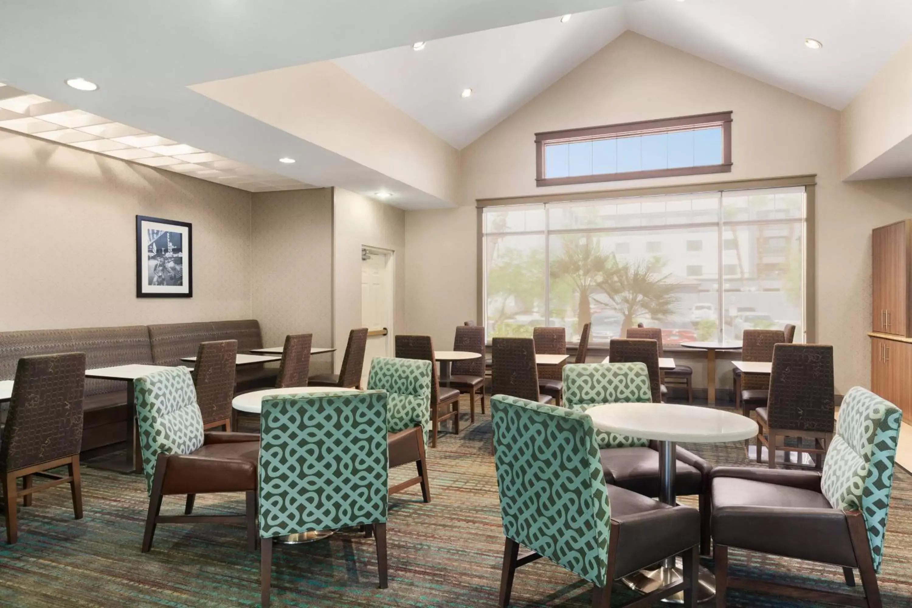 Breakfast, Restaurant/Places to Eat in Residence Inn By Marriott Las Vegas Stadium Area