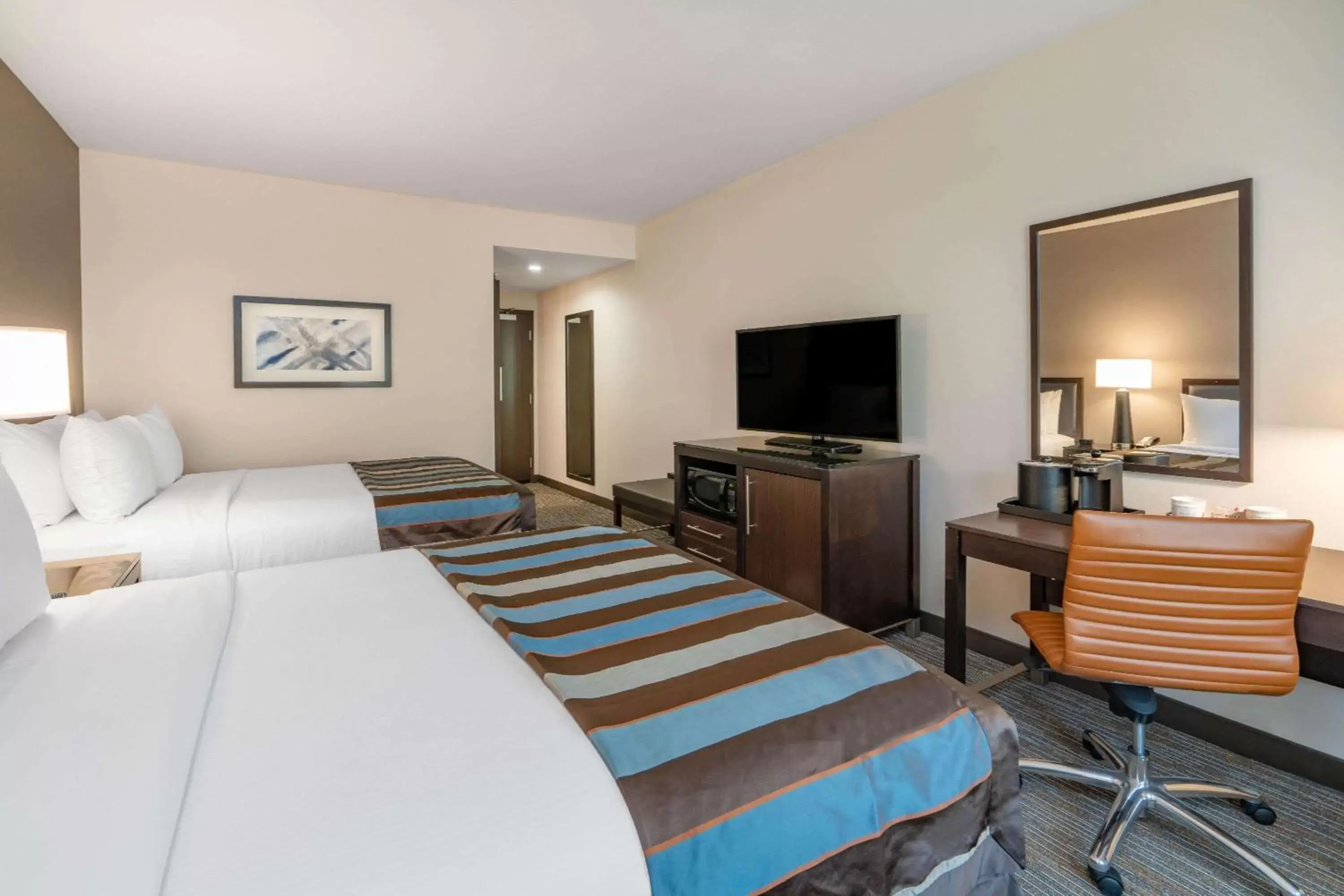 Photo of the whole room, Bed in Wingate by Wyndham Moab Photo of the whole room, Bed in Wingate by Wyndham Moab