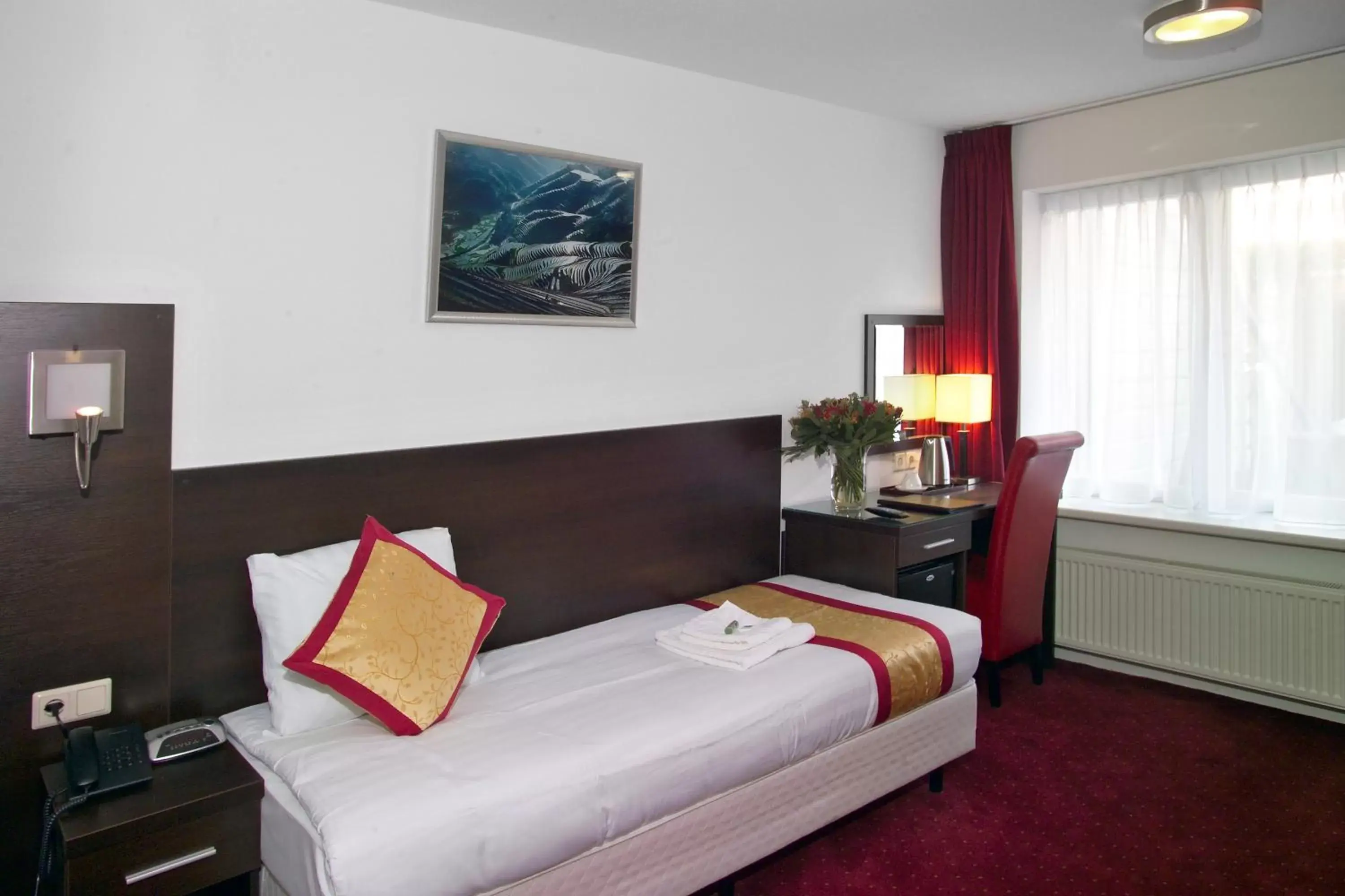 Bedroom, Bed in Hotel Allure