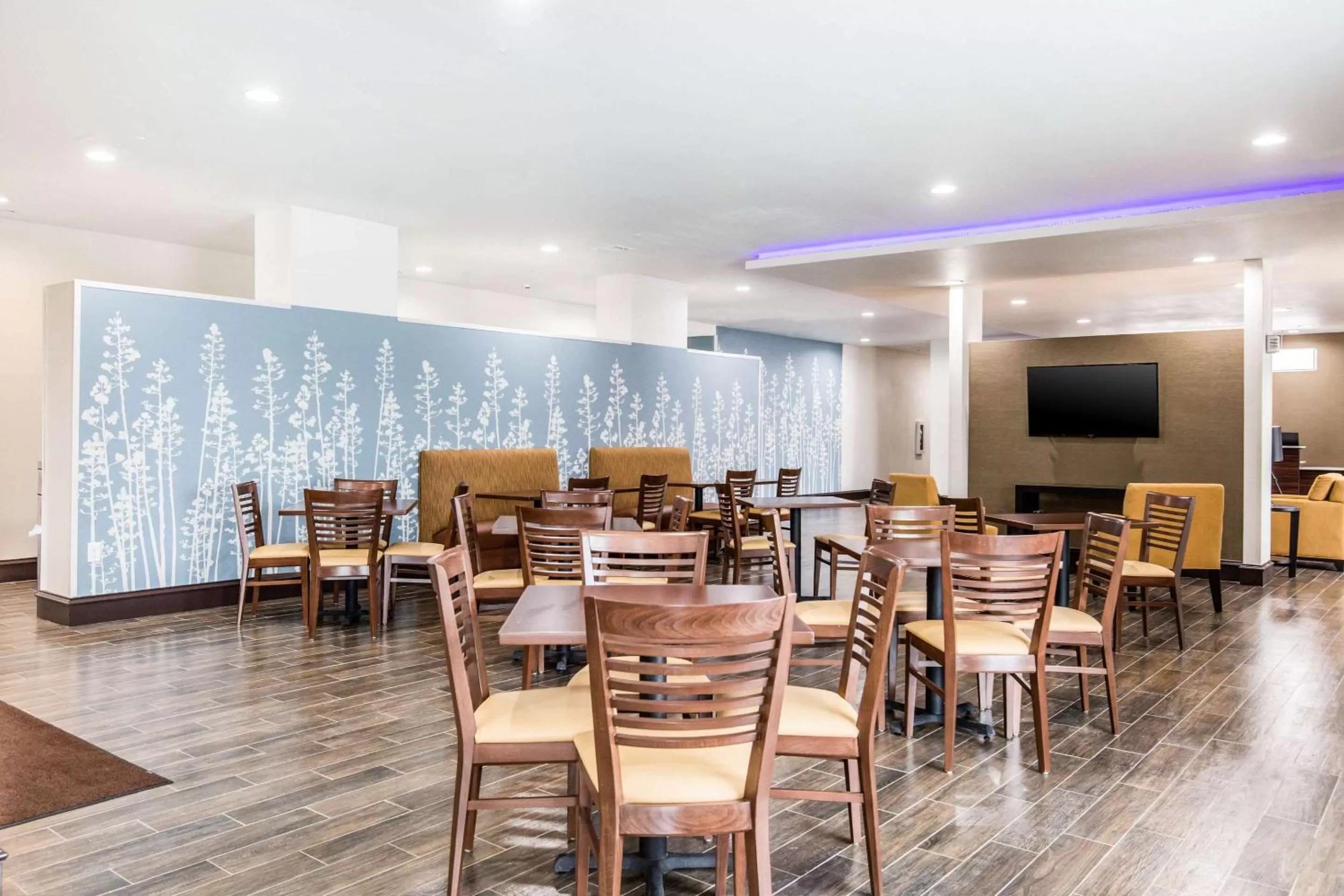 Restaurant/places to eat in Sleep Inn & Suites Bryan - College Station
