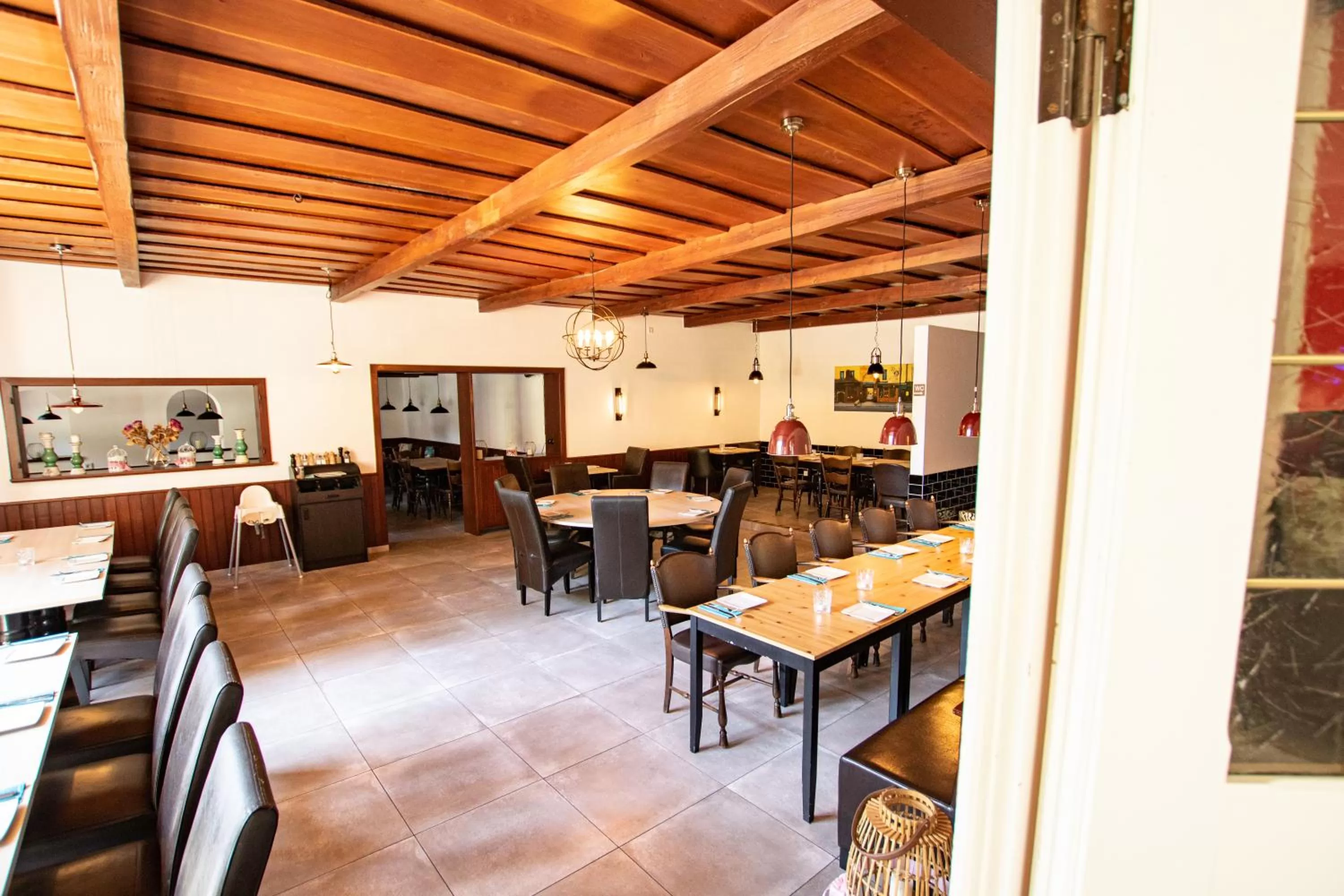 Restaurant/places to eat in El Capitan nähe Movie Park