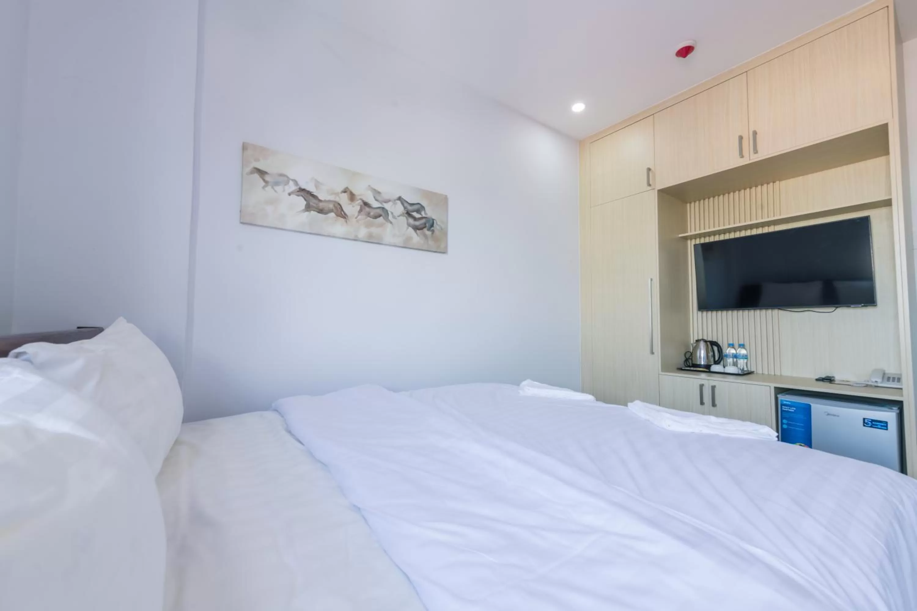 Bedroom, Bed in Residence 110 (Hotel and Apartments)