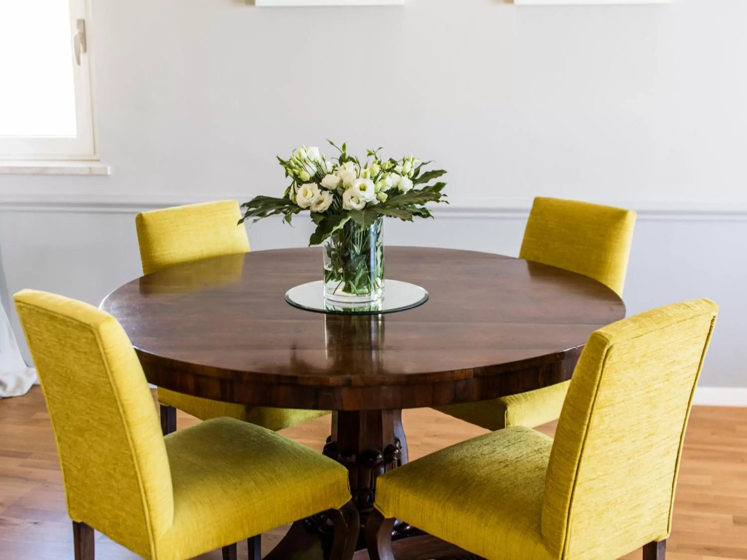 Living room, Dining Area in La Malandrina