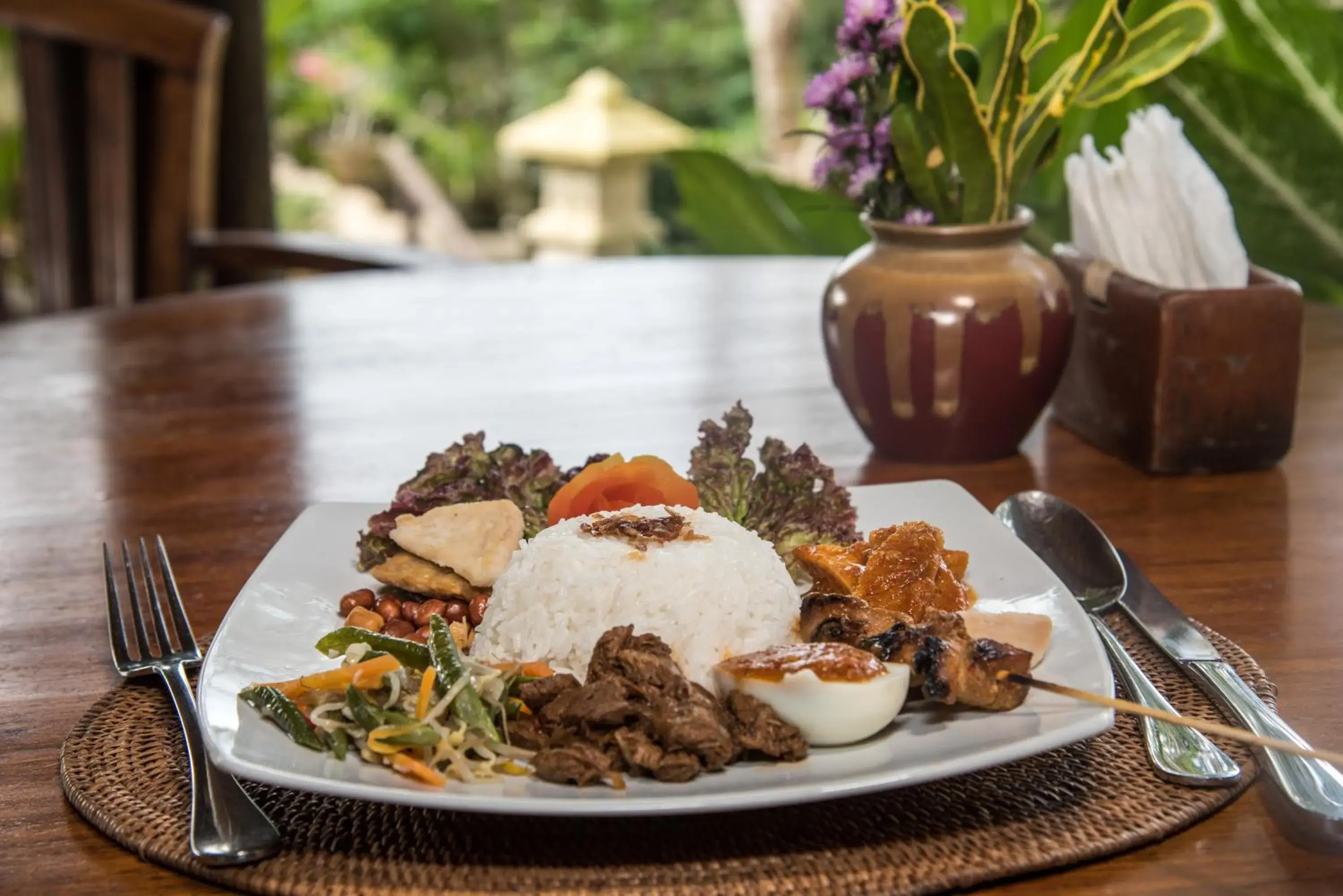 Lunch in Hotel Bunga Permai