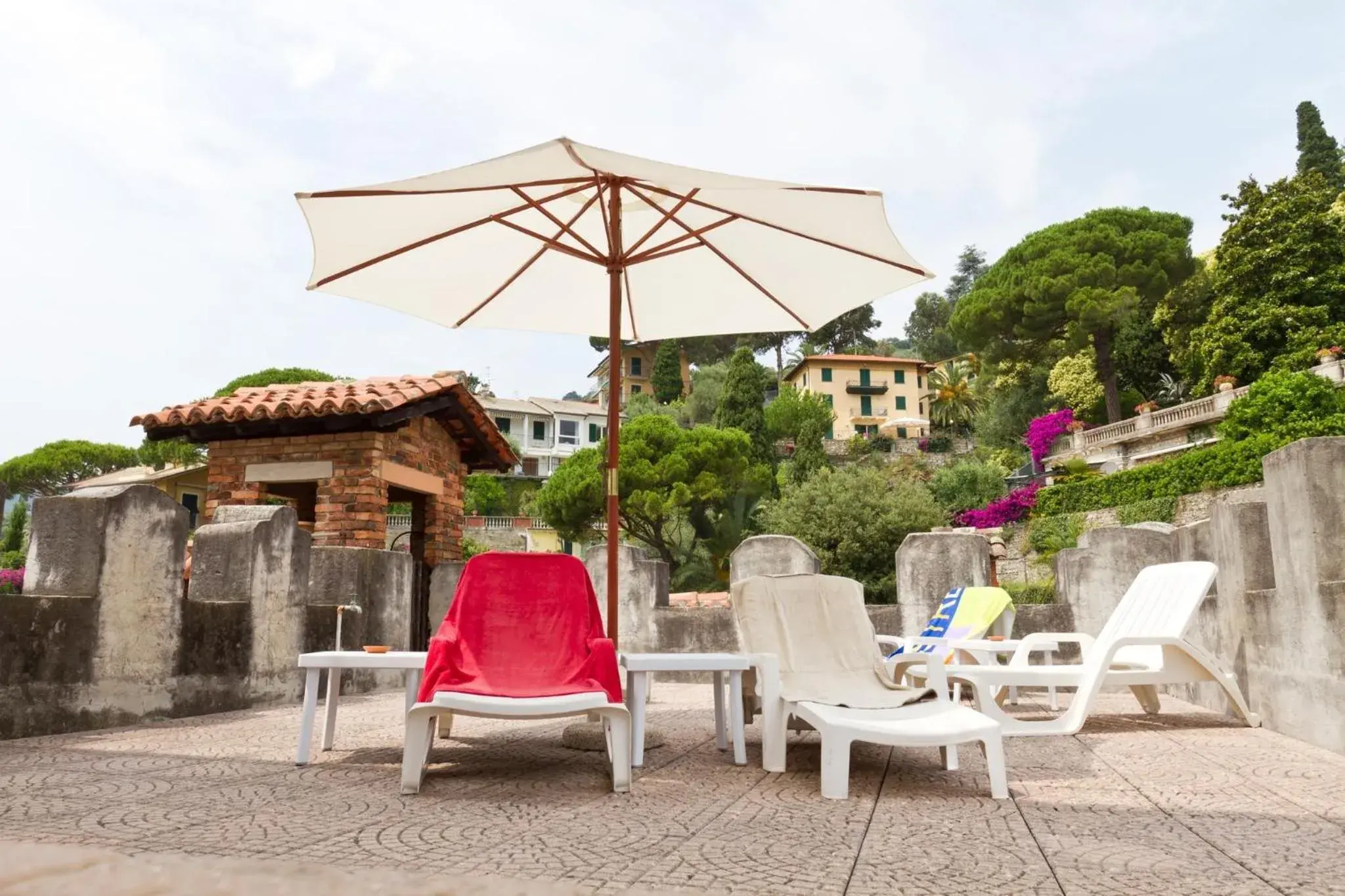 Patio in Hotel La Vela-Castello Il Rifugio