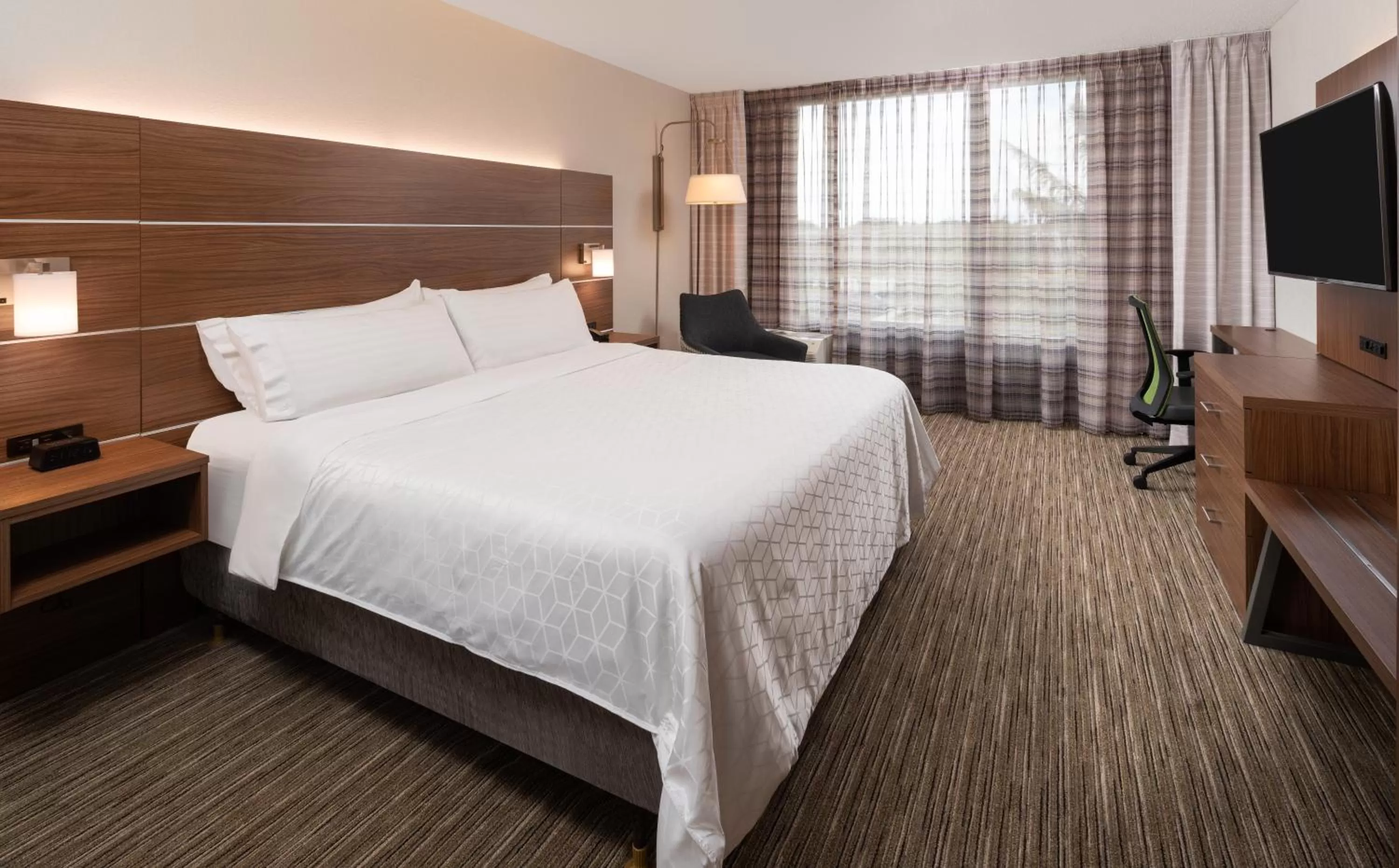 Photo of the whole room, Bed in Holiday Inn Express Boca Raton - West by IHG