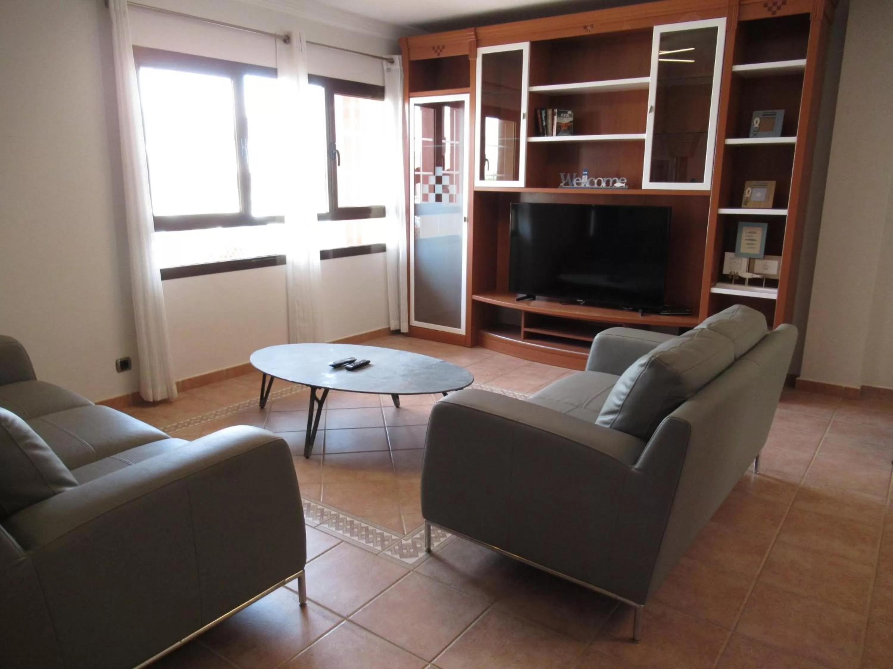 Communal lounge/ TV room, Seating Area in NÁUTICO Suites, by Comfortable Luxury - Adults Only