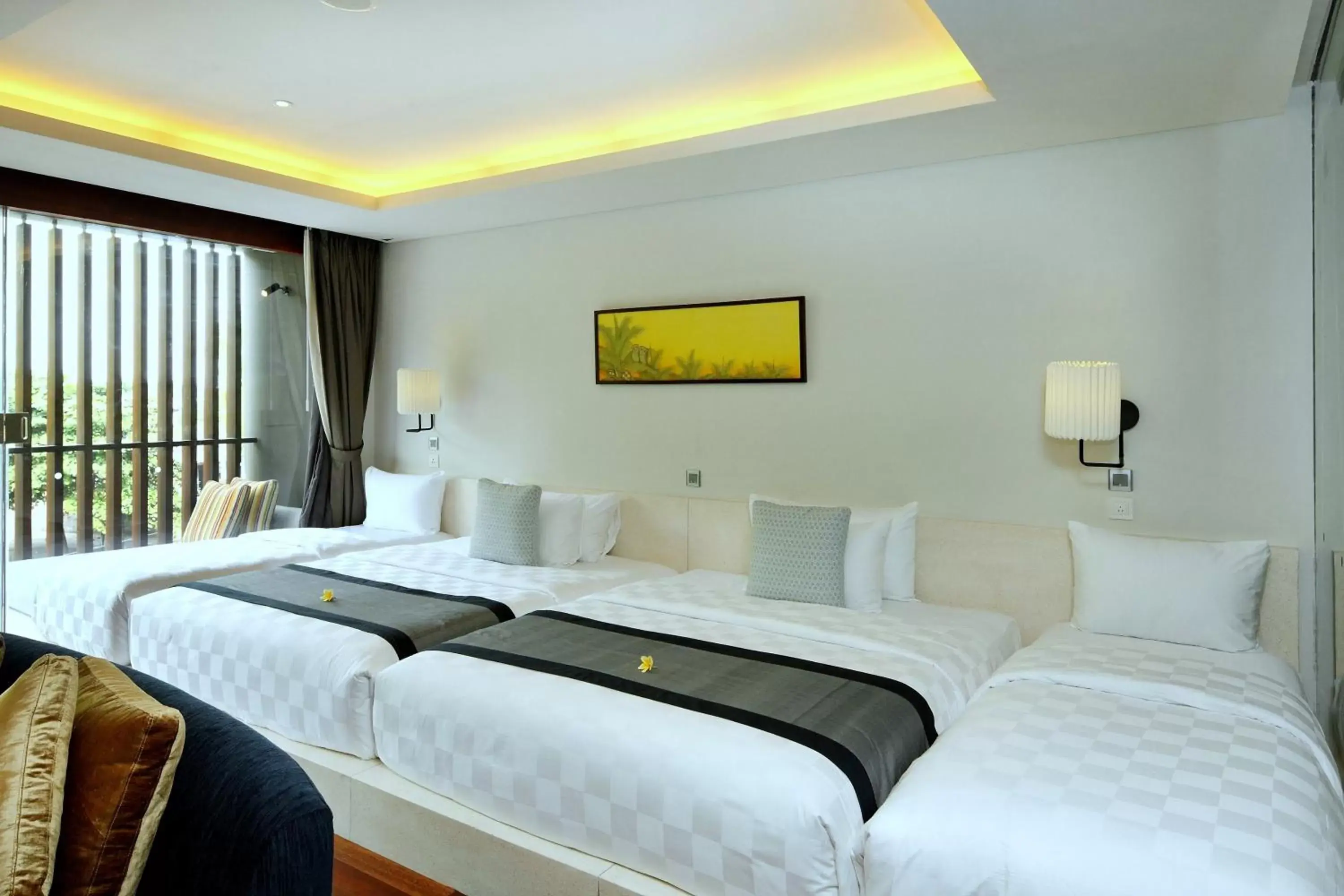 Bed in Watermark Hotel & Spa Bali