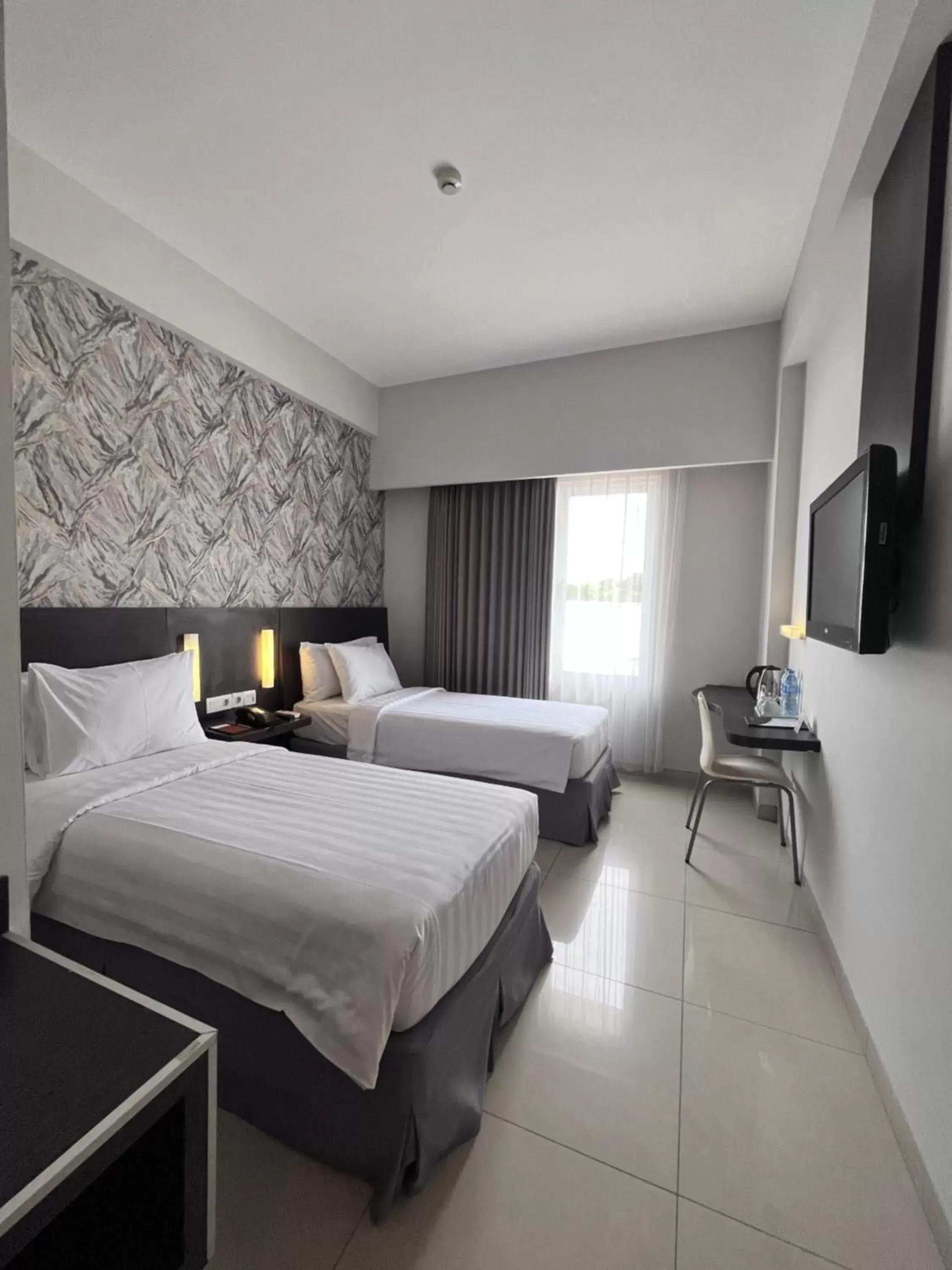 Bedroom in Crystalkuta Hotel - Bali