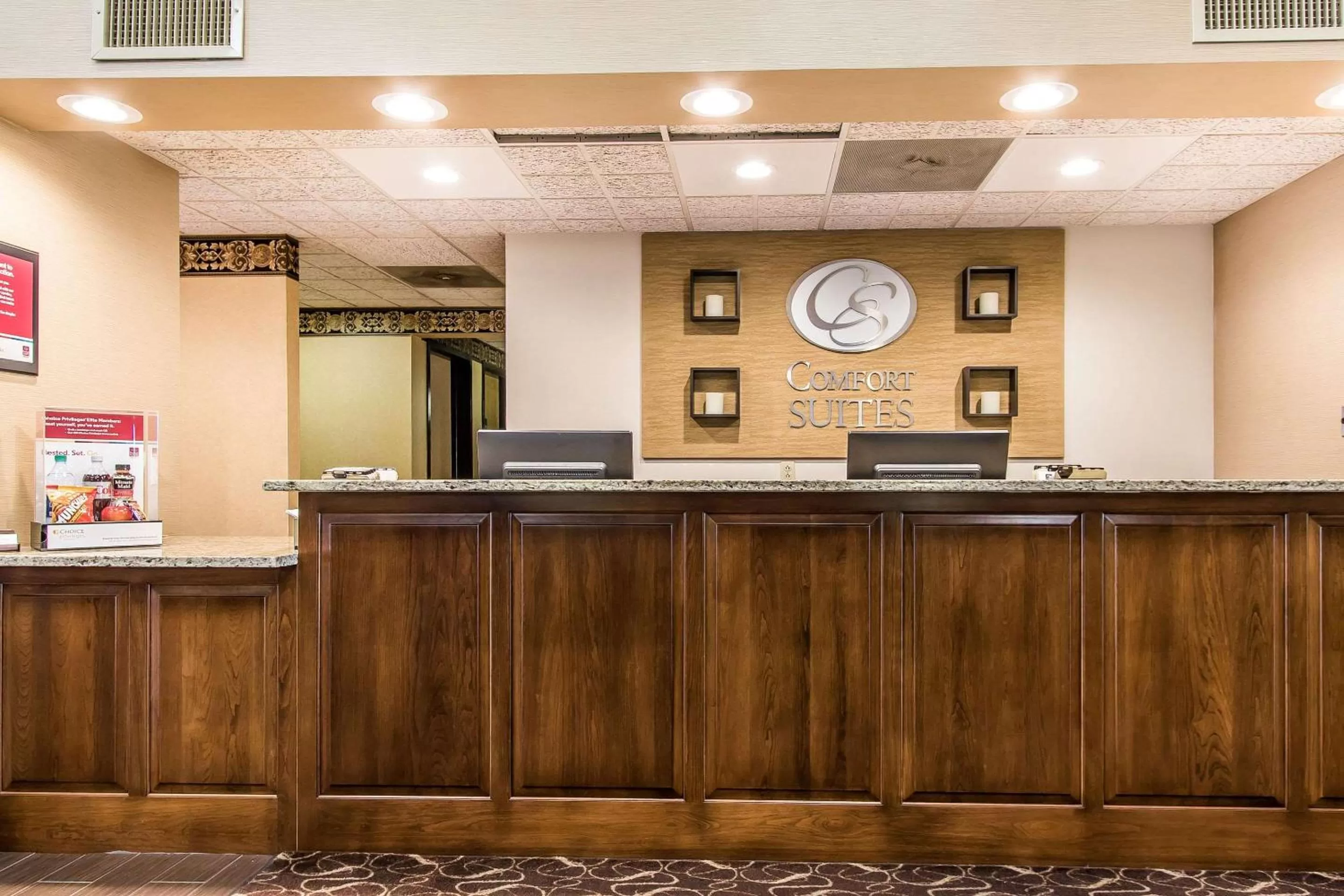 Lobby or reception in Comfort Suites Effingham Central