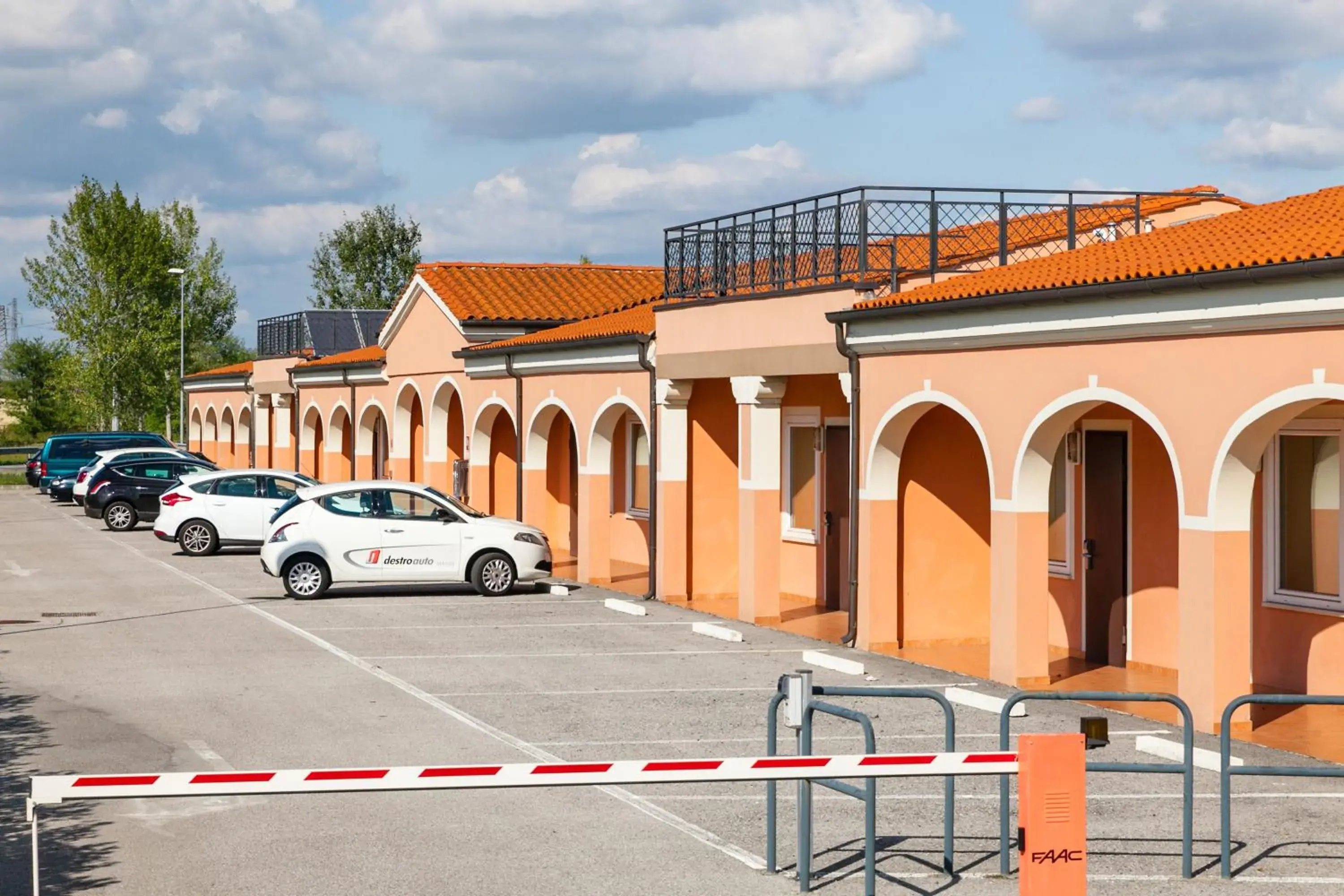 Property Building in Autohotel Venezia