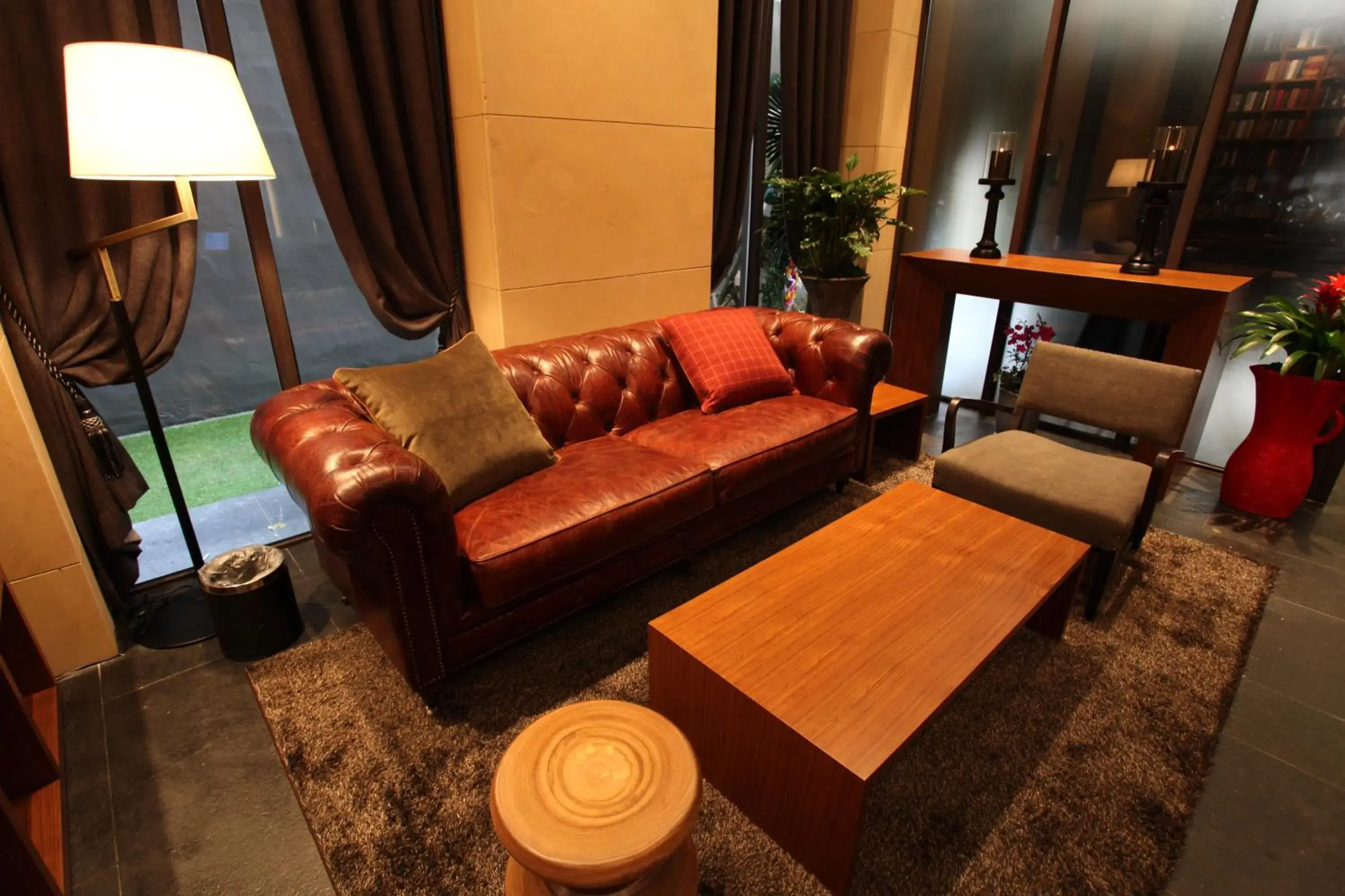 Lounge or bar, Seating Area in Hotel The Designers Jongno