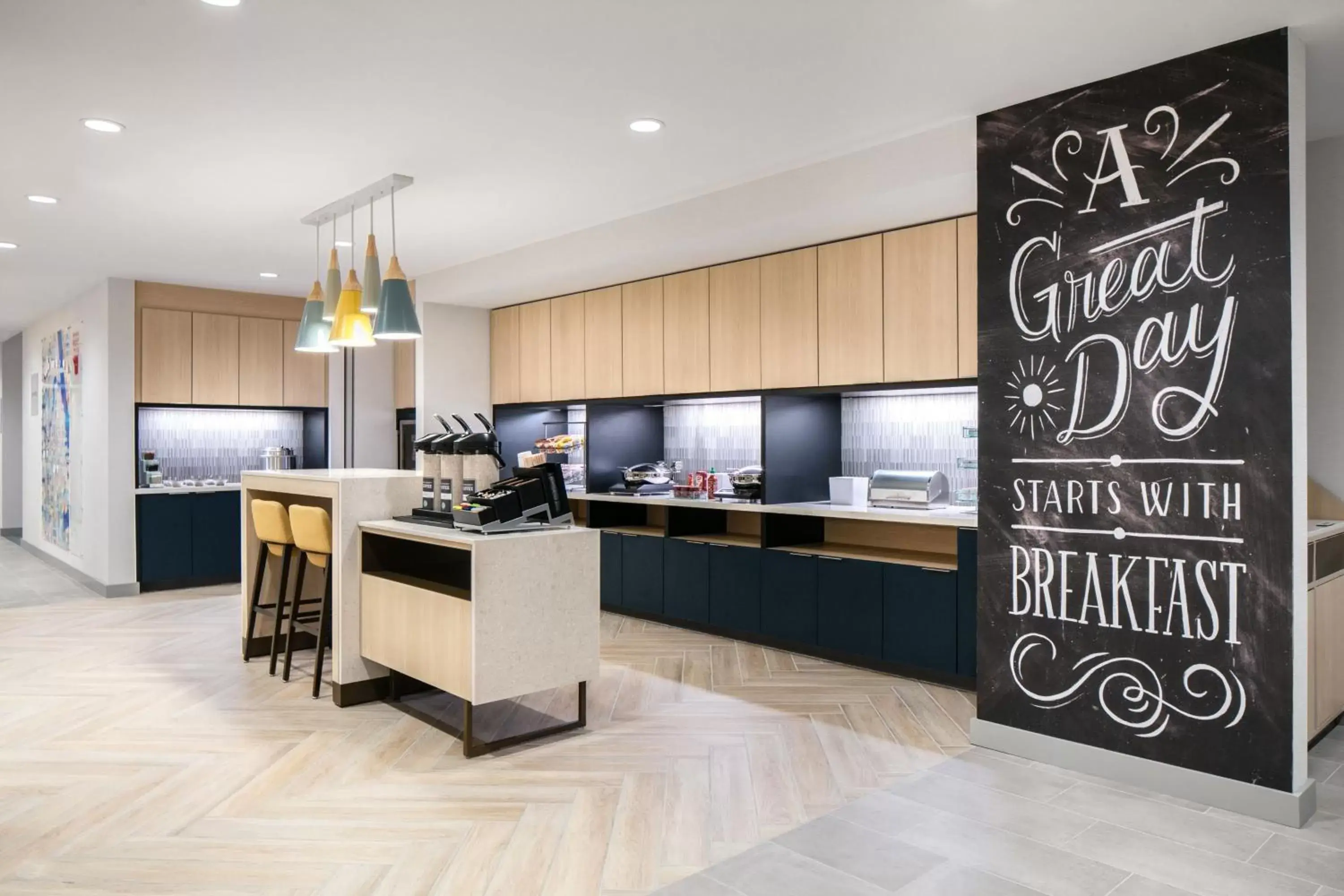 Breakfast, Kitchen/Kitchenette in TownePlace Suites by Marriott Oshkosh