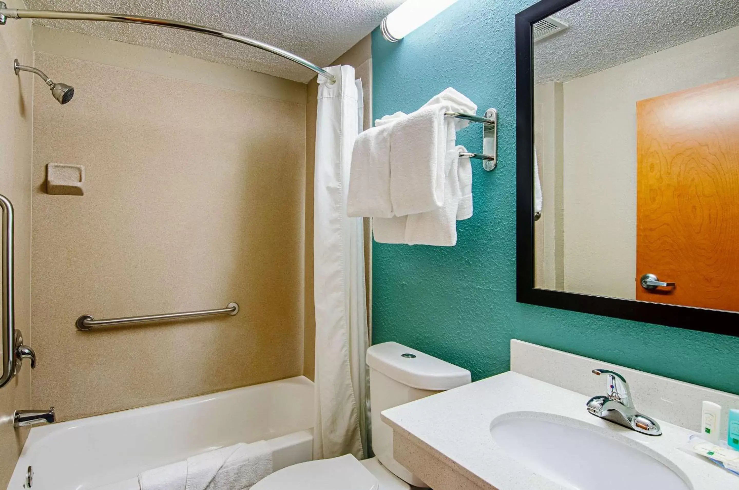 Photo of the whole room, Bathroom in Quality Inn & Suites I-81 Exit 7