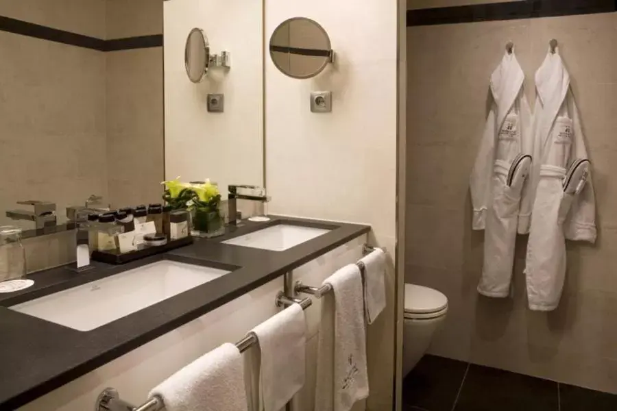 Bathroom in Majestic Hotel & Spa Barcelona GL