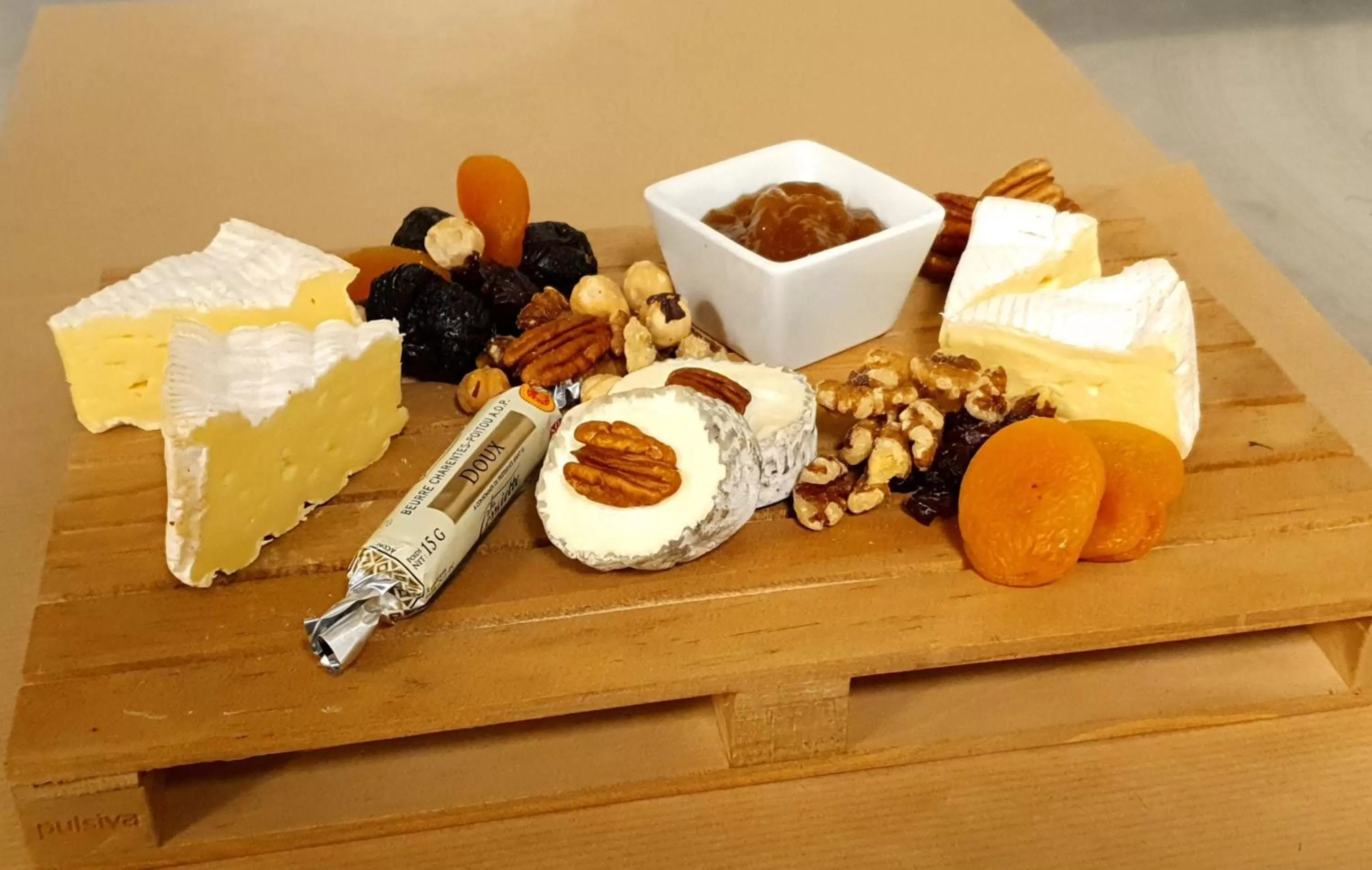 Restaurant/places to eat in Novotel Paris Est