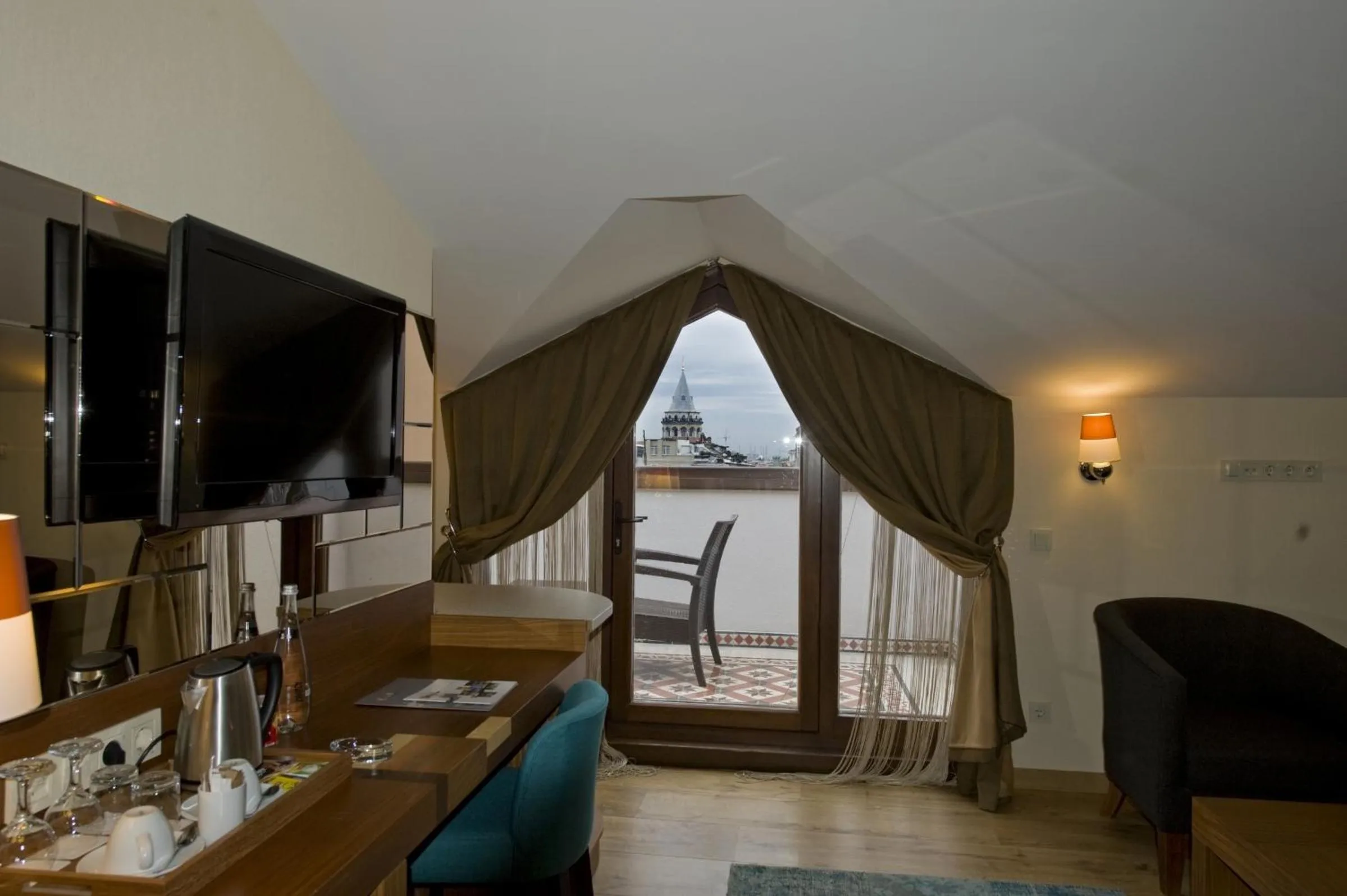 Balcony/Terrace in Collage Pera Hotel