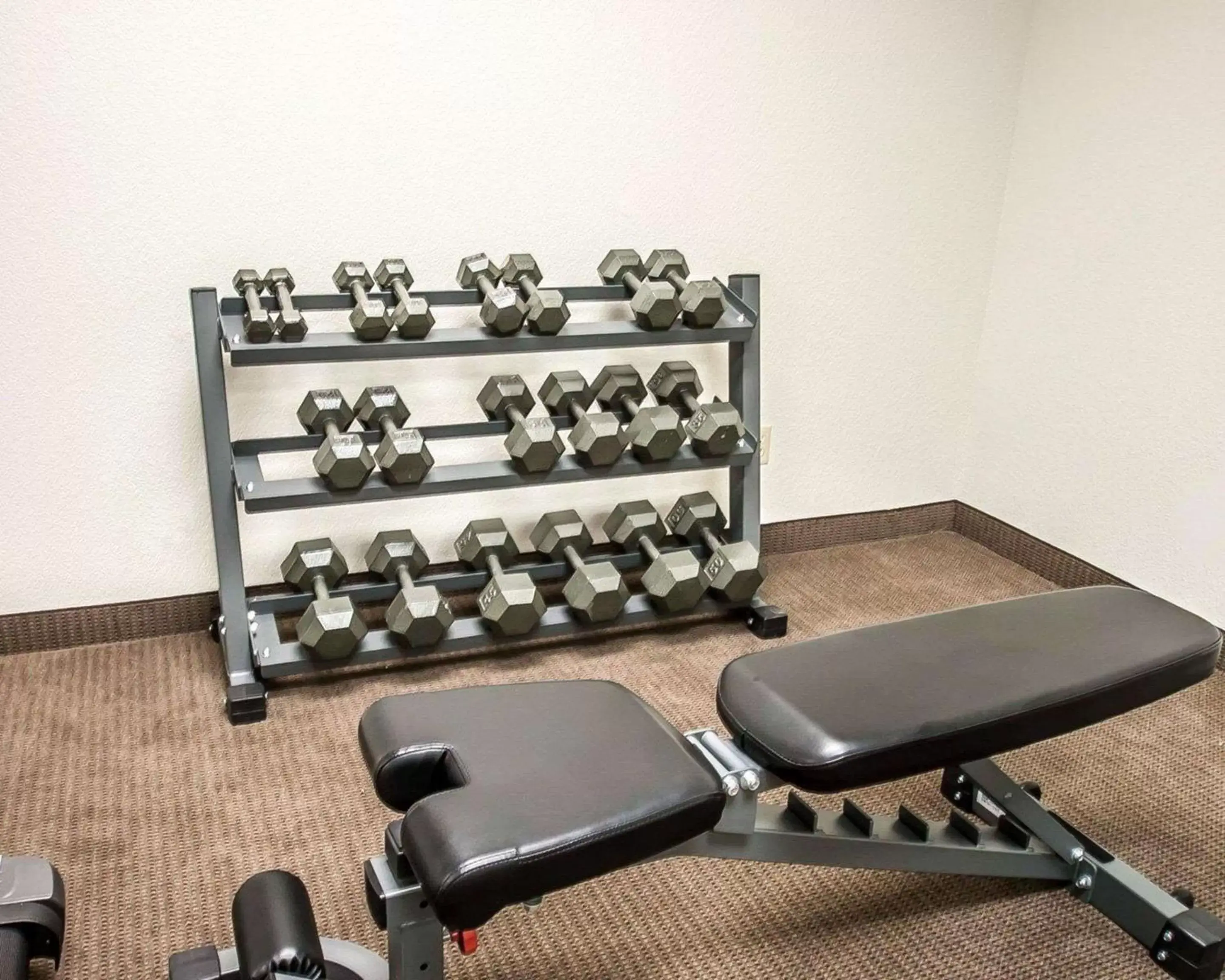 Fitness centre/facilities, Fitness Center/Facilities in Sleep Inn & Suites Lake of the Ozarks