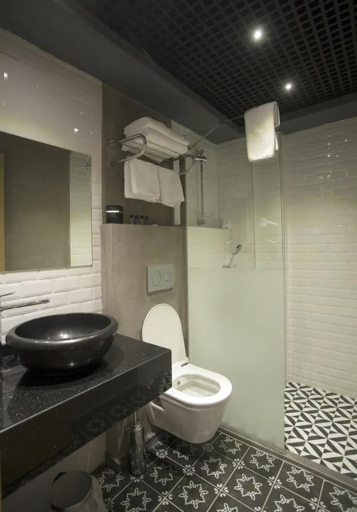 Bathroom in Red Stone Hotel