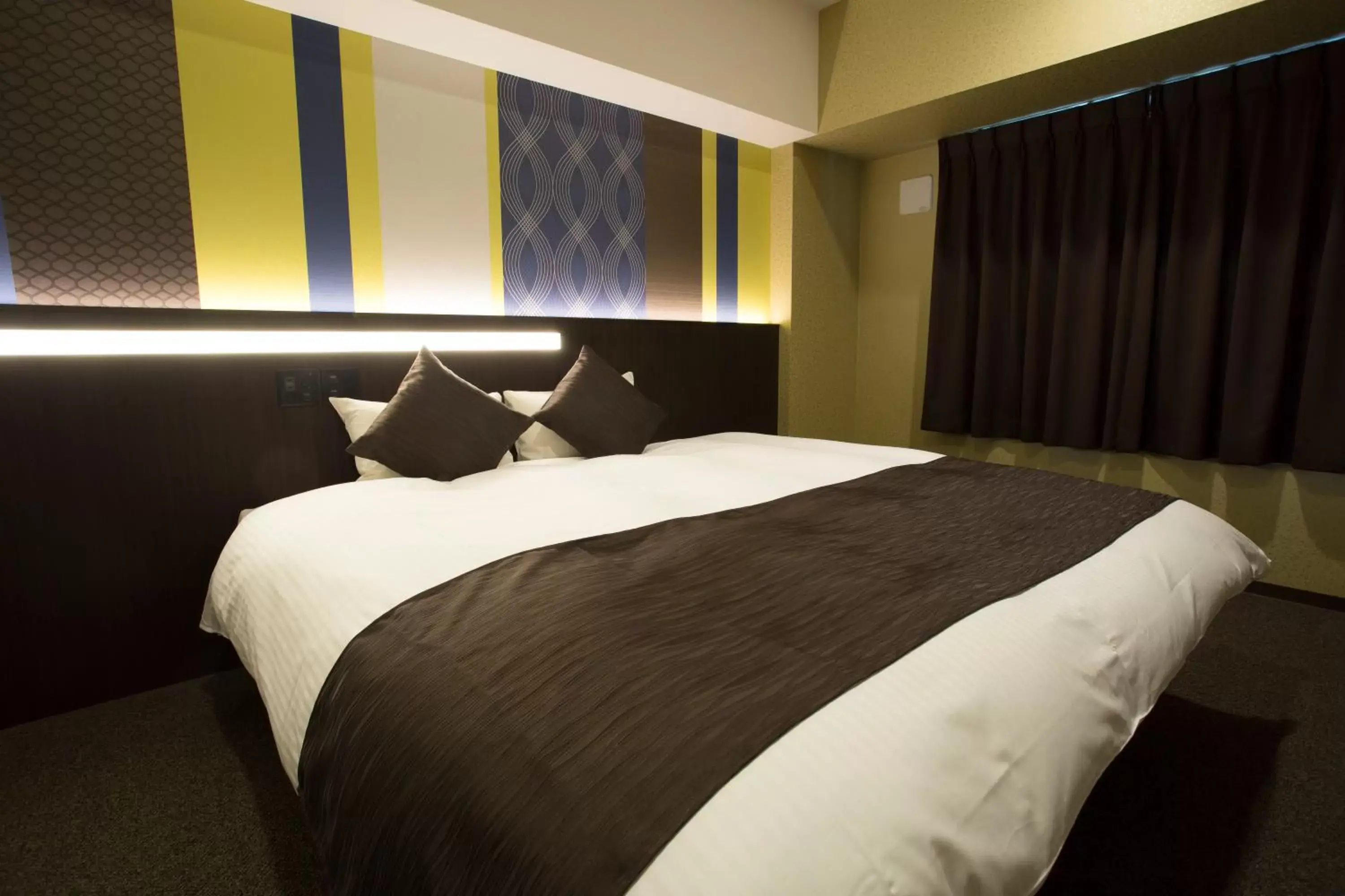 Bed in Lantana Osaka Bed in Lantana Osaka