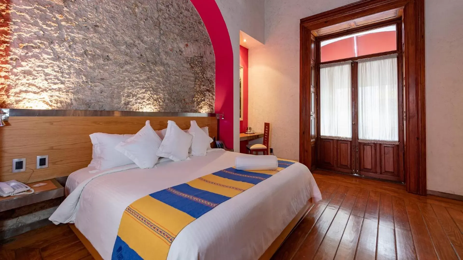 Photo of the whole room, Bed in Hotel Boutique Casona de la China Poblana - Adults Only