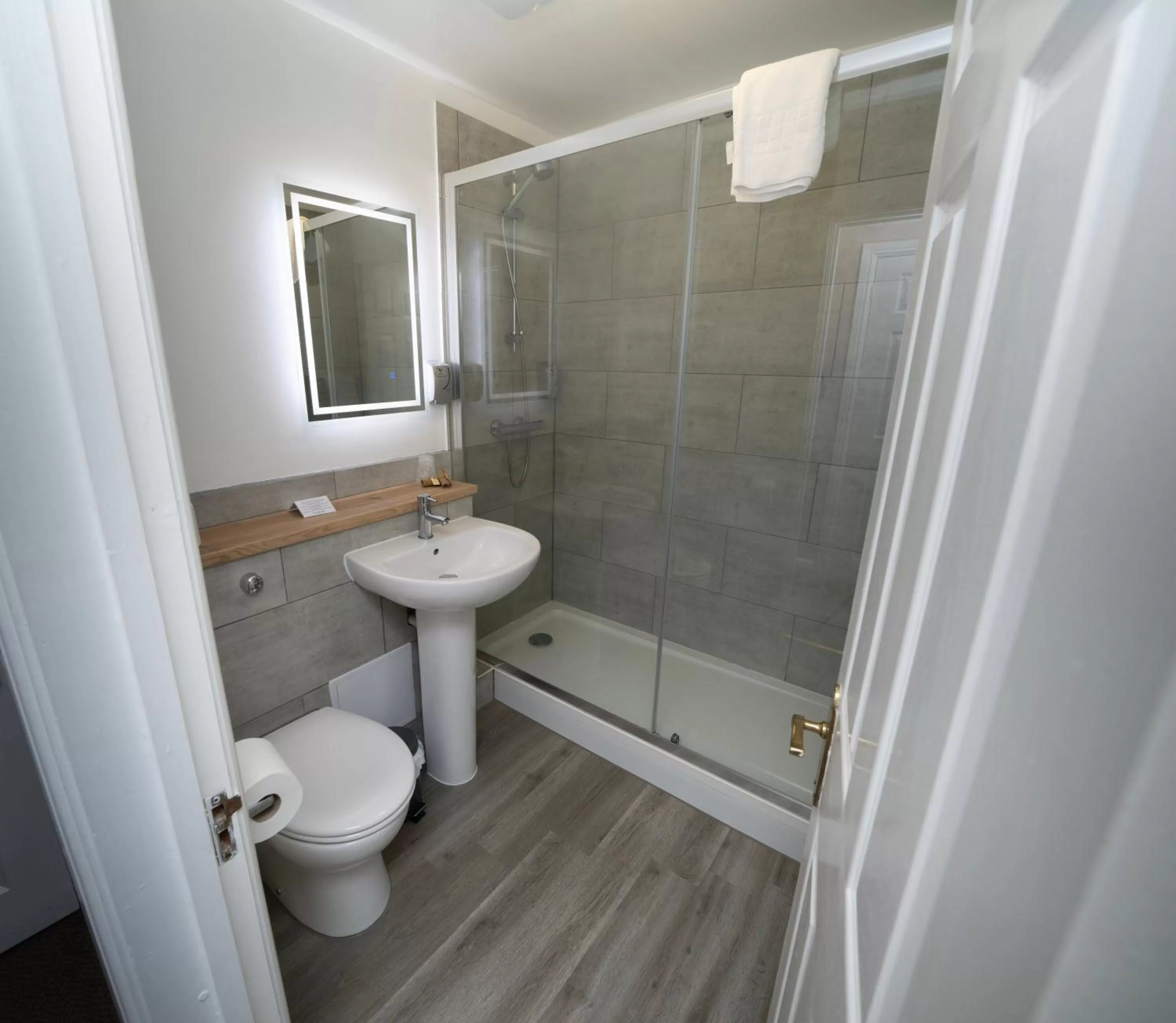 Bathroom in The Angel Hotel