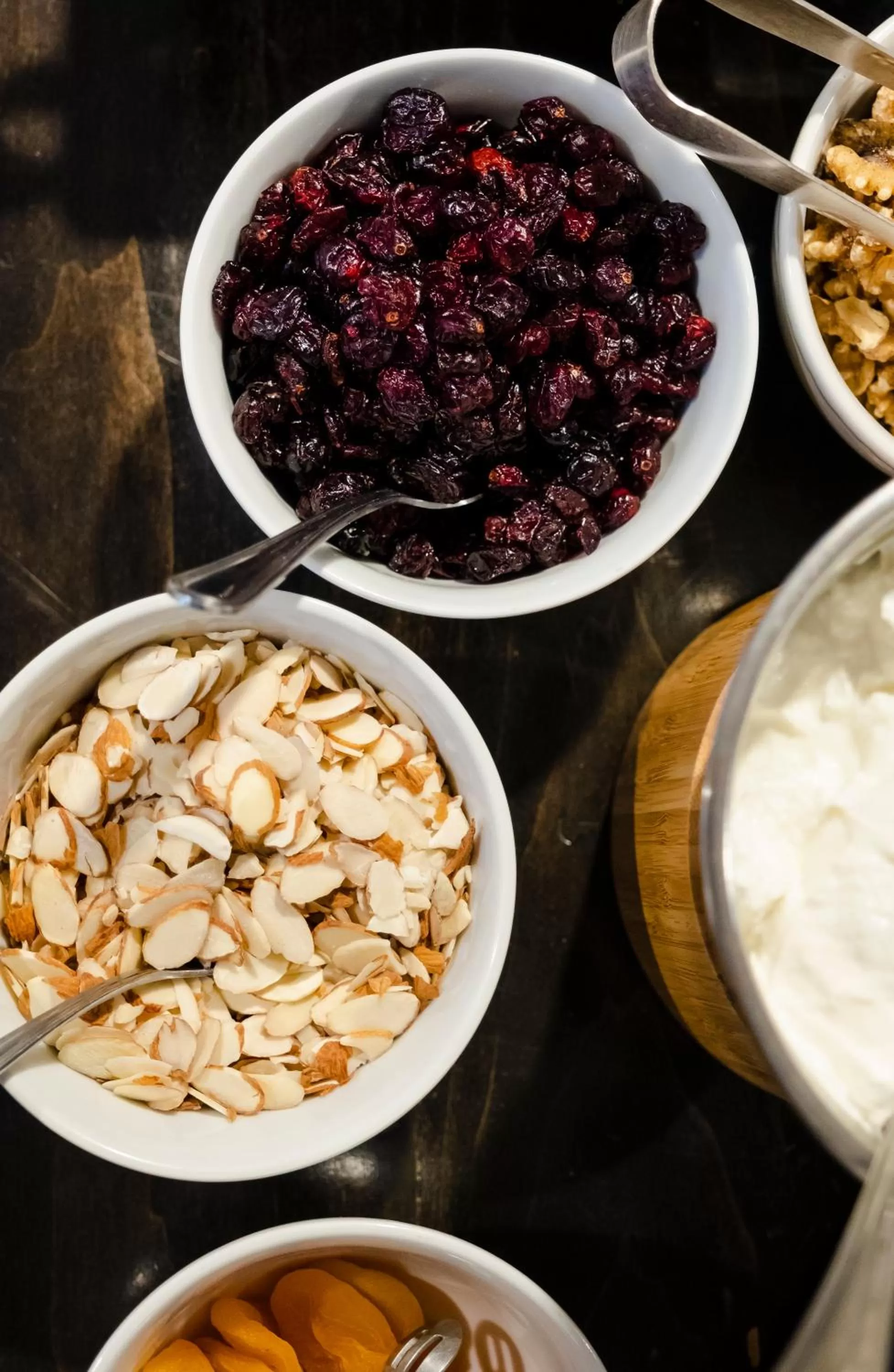 Breakfast in Hounds Tooth Inn