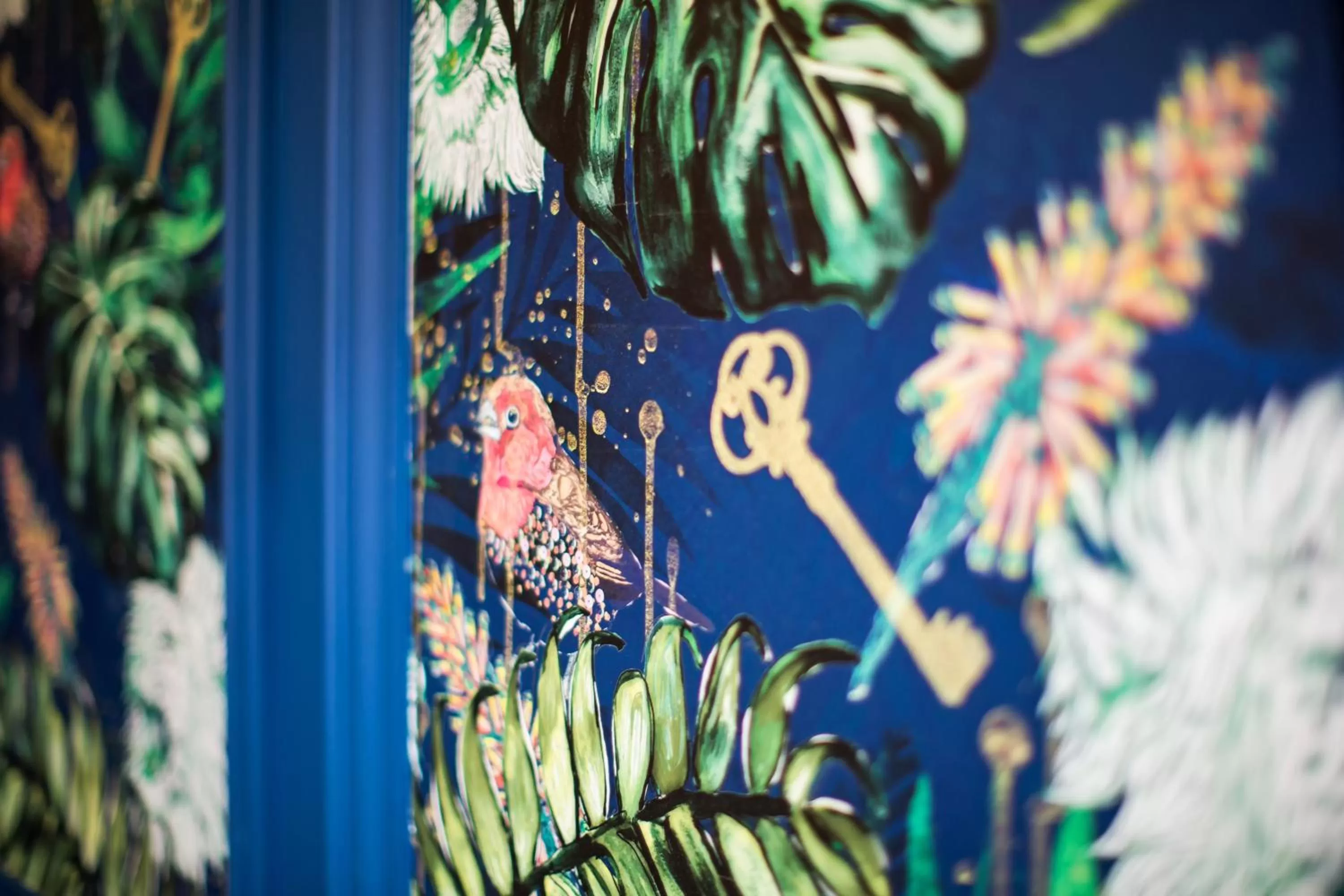 Lounge or bar in voco Grand Central Glasgow by IHG