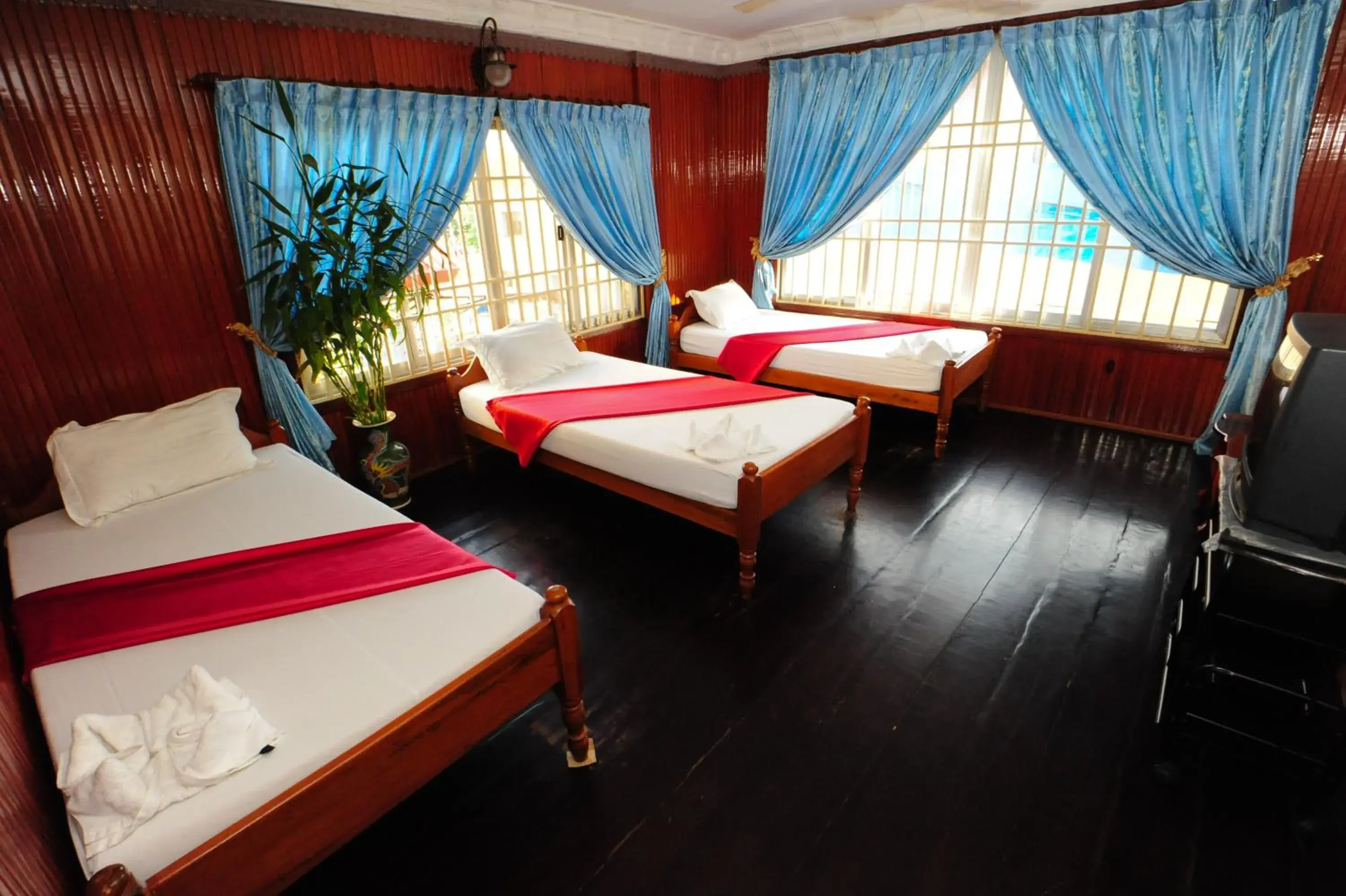Bedroom, Bed in Okay Guesthouse Phnom Penh