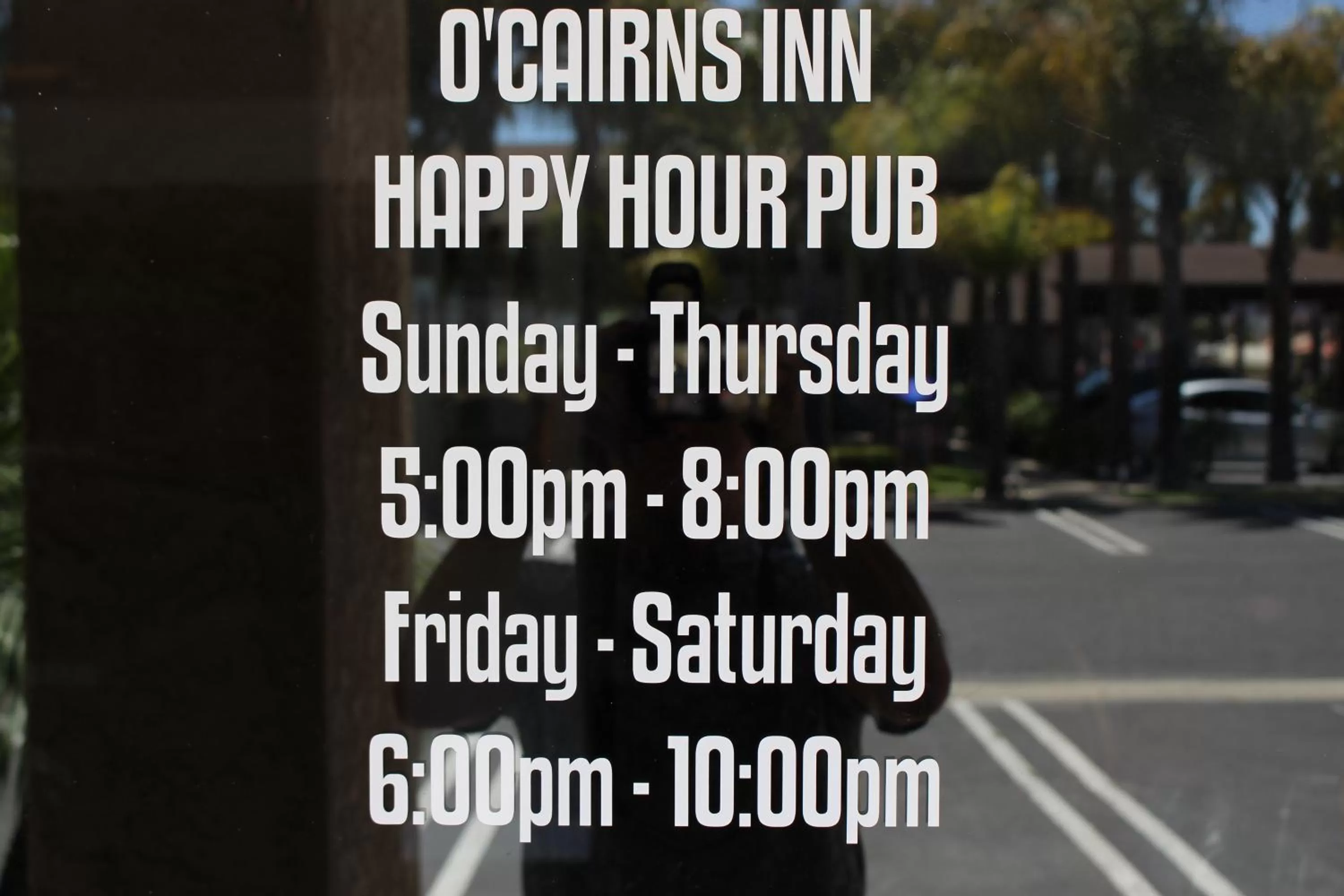 Food and drinks in O'Cairns Inn and Suites