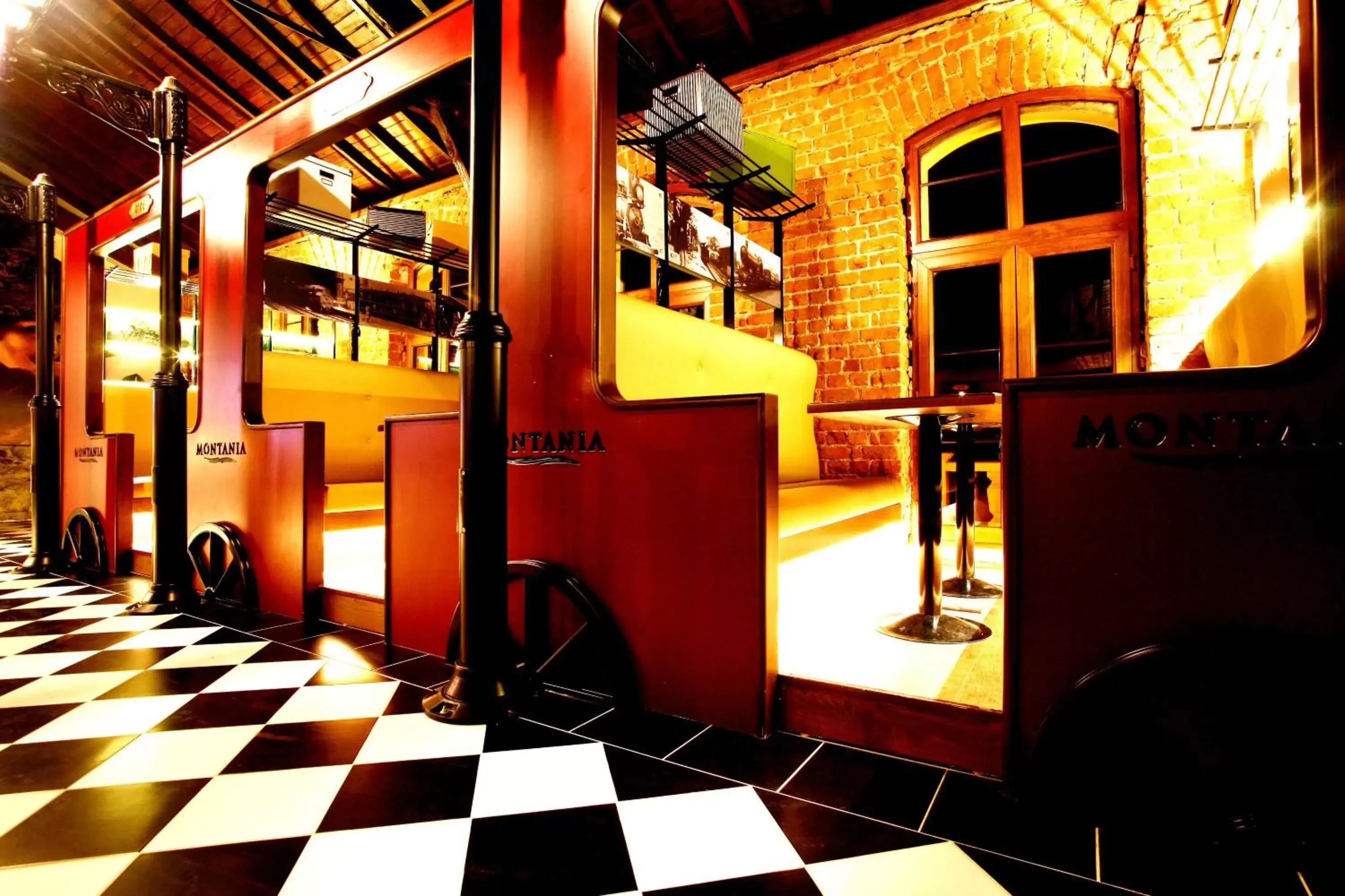 Restaurant/places to eat in Montania Special Class Hotel Restaurant/places to eat in Montania Special Class Hotel