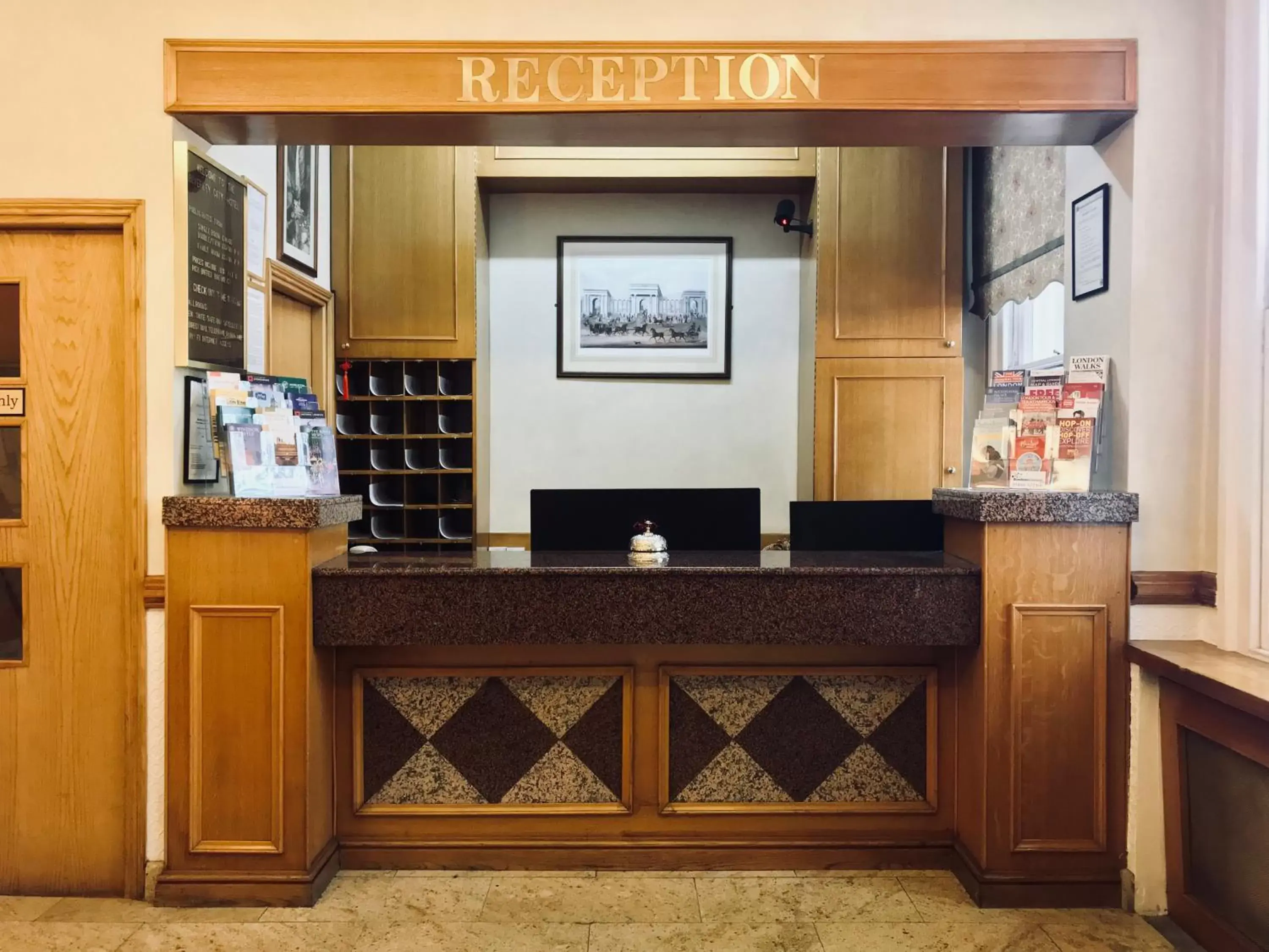 Lobby or reception, Lobby/Reception in The Beverley House Hotel