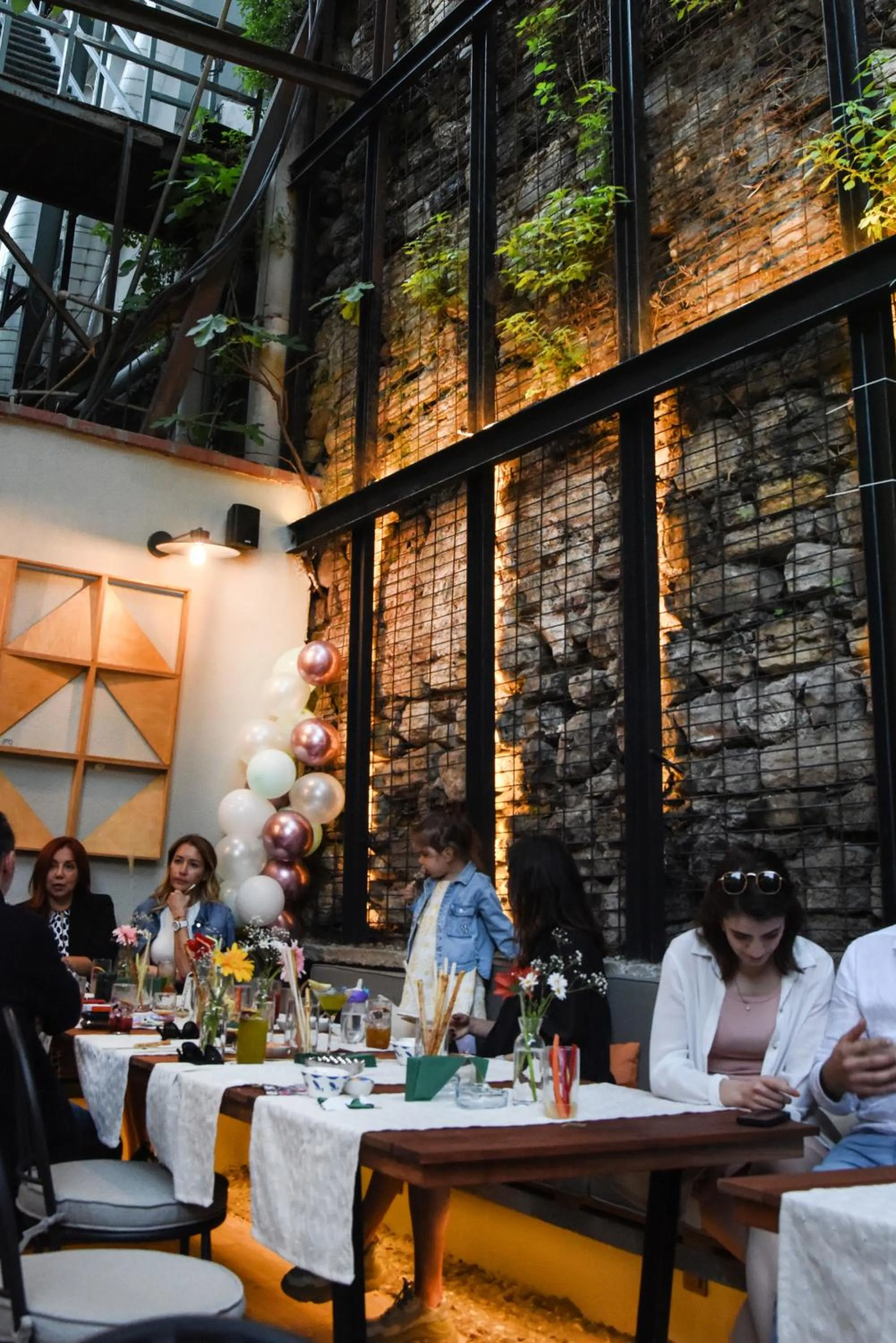 Restaurant/places to eat in The Marions Suite istanbul Special Category Taksim