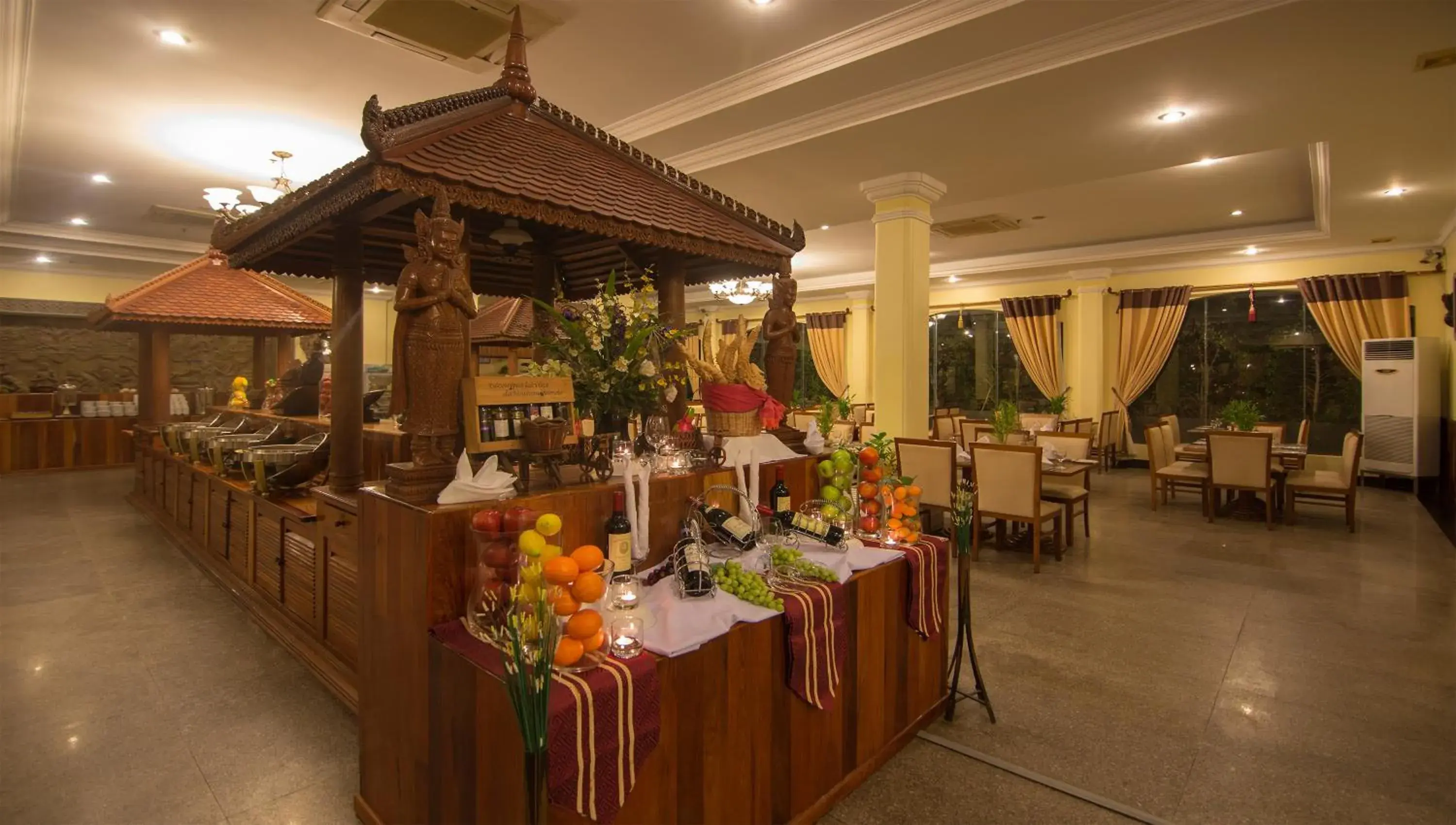 Restaurant/Places to Eat in Somadevi Angkor Premium