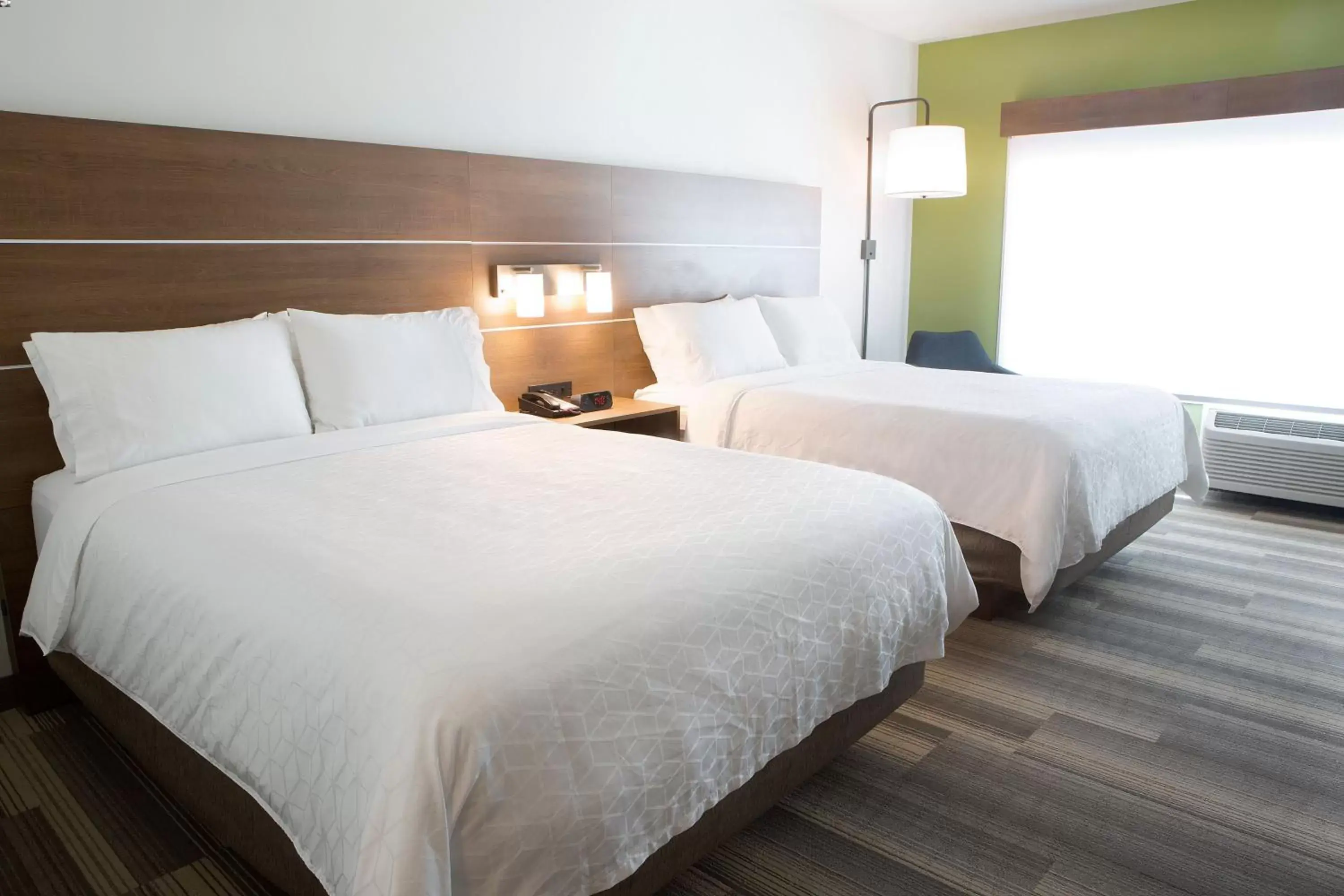 Photo of the whole room, Bed in Holiday Inn Express & Suites - Edmonton SW – Windermere, an IHG Hotel