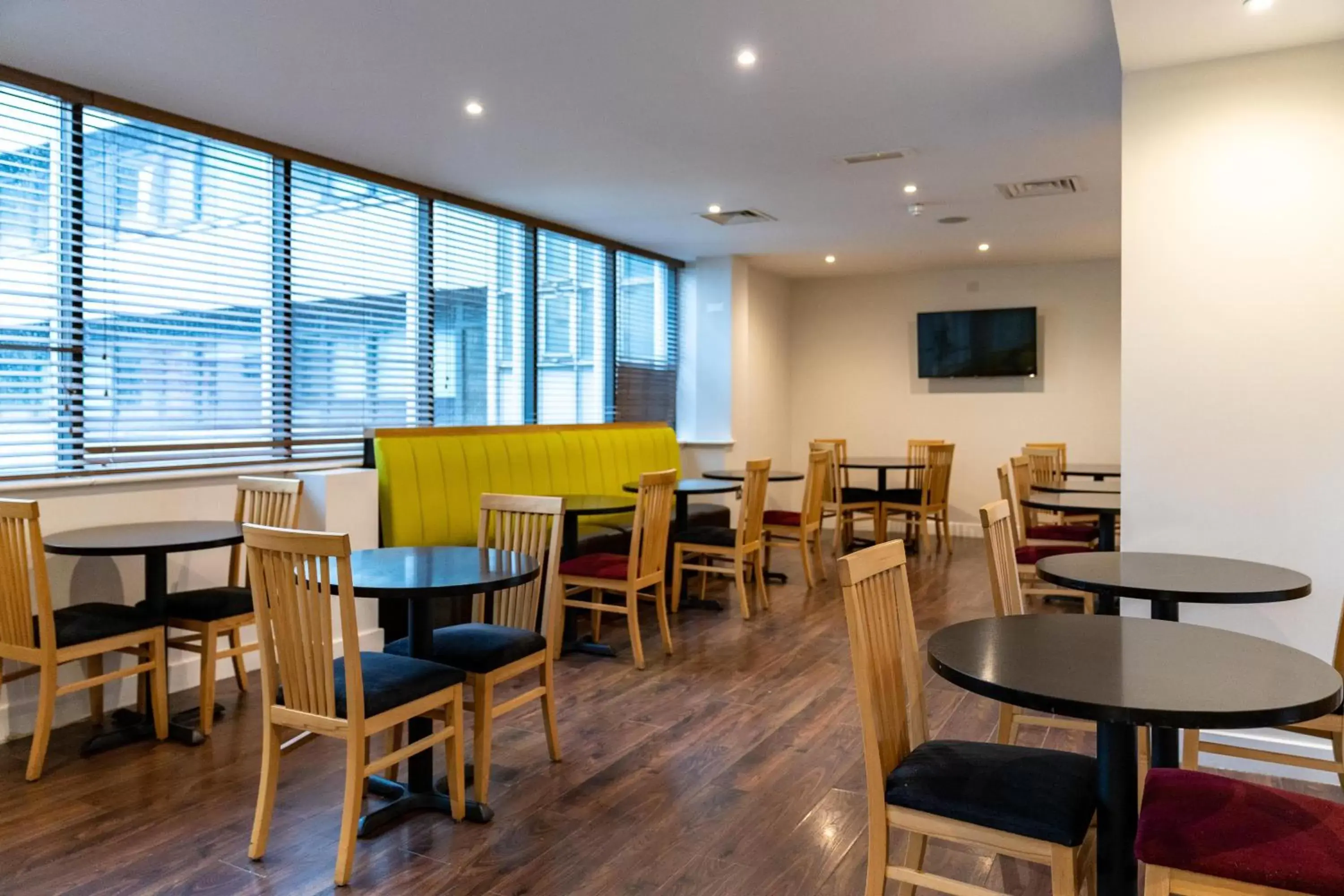 Restaurant/Places to Eat in Heeton Concept Hotel - City Centre Liverpool