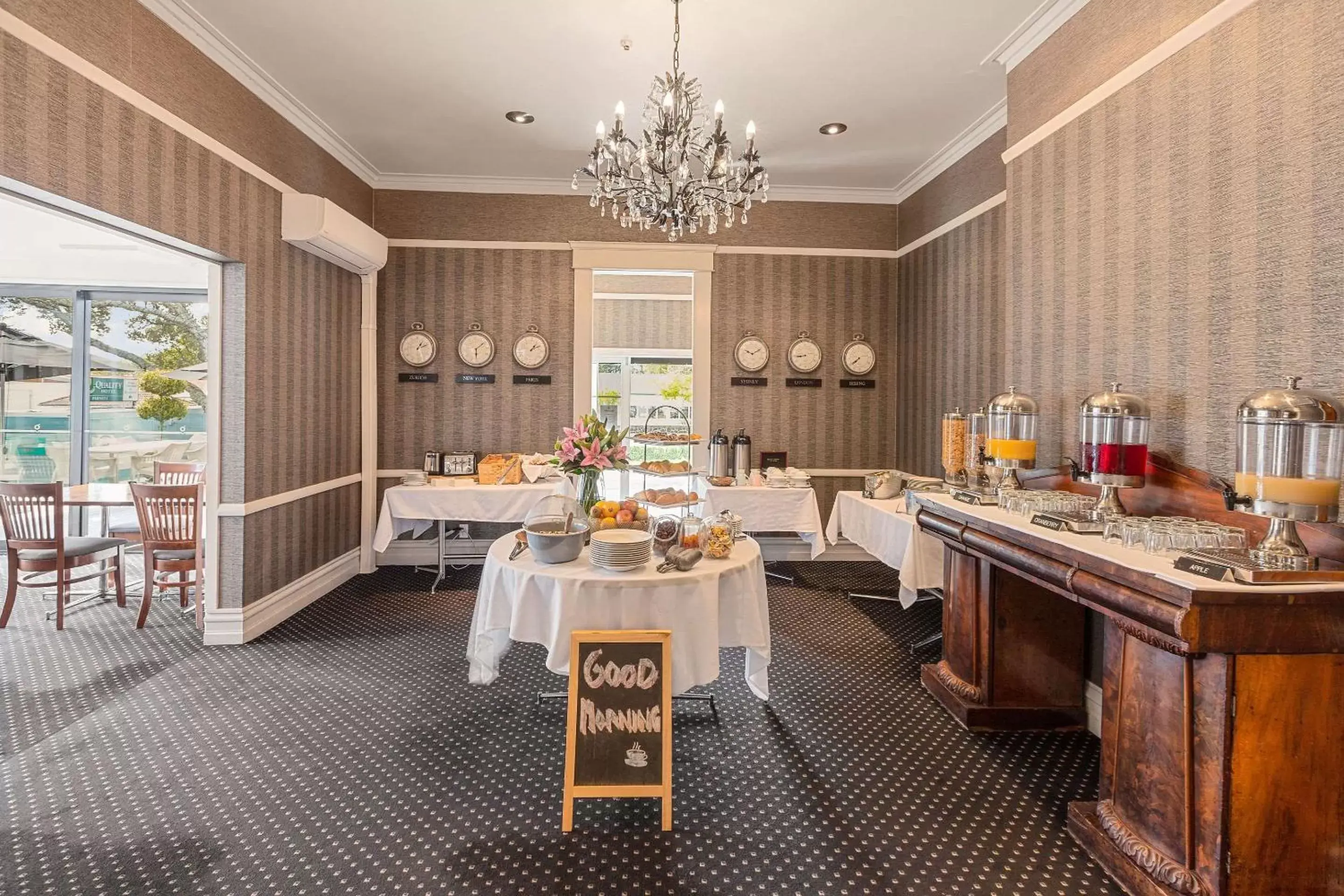 Restaurant/places to eat in The Parnell Hotel & Conference Centre Restaurant/places to eat in The Parnell Hotel & Conference Centre