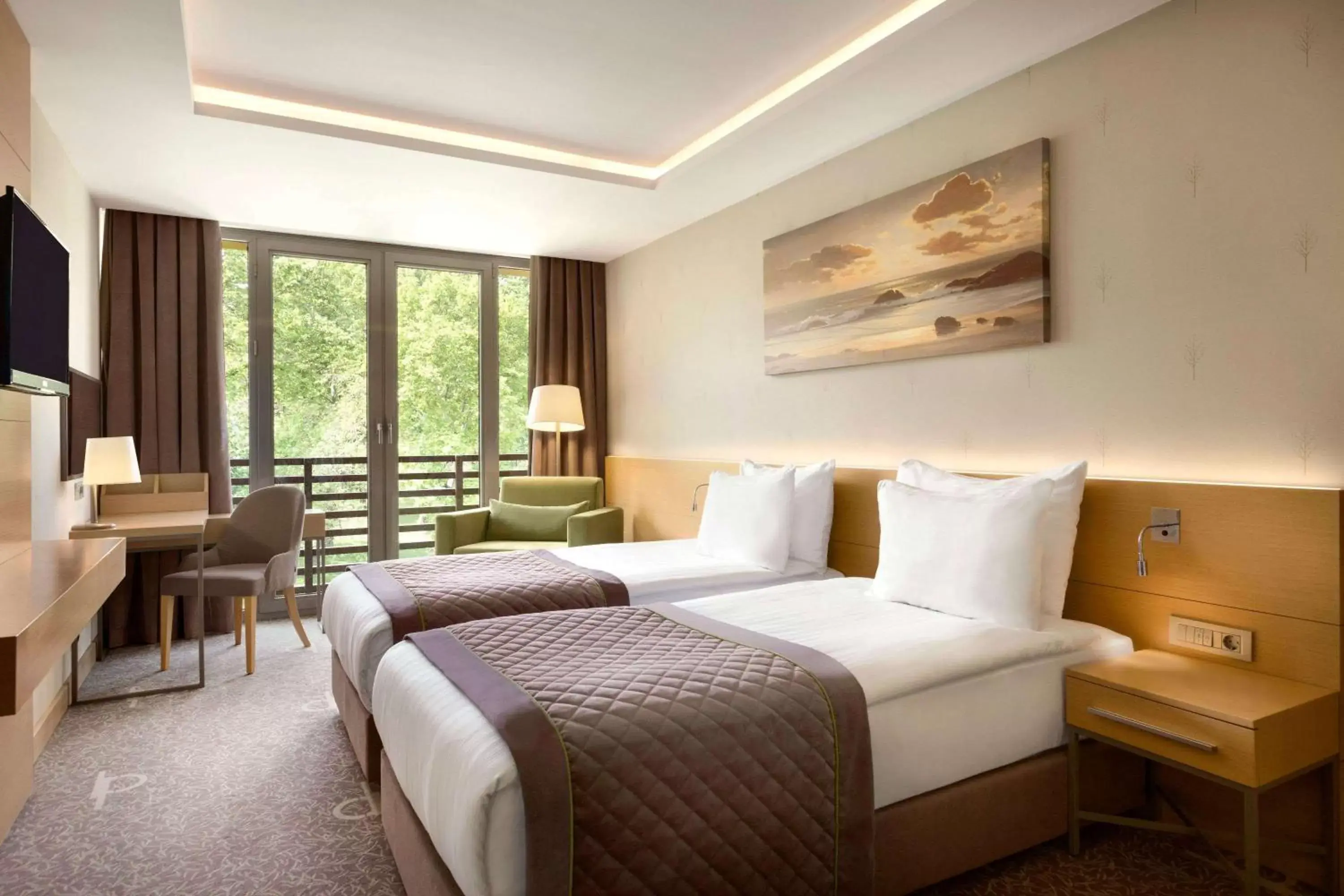 Photo of the whole room, Bed in Ramada By Wyndham Bursa Cekirge Thermal & Spa