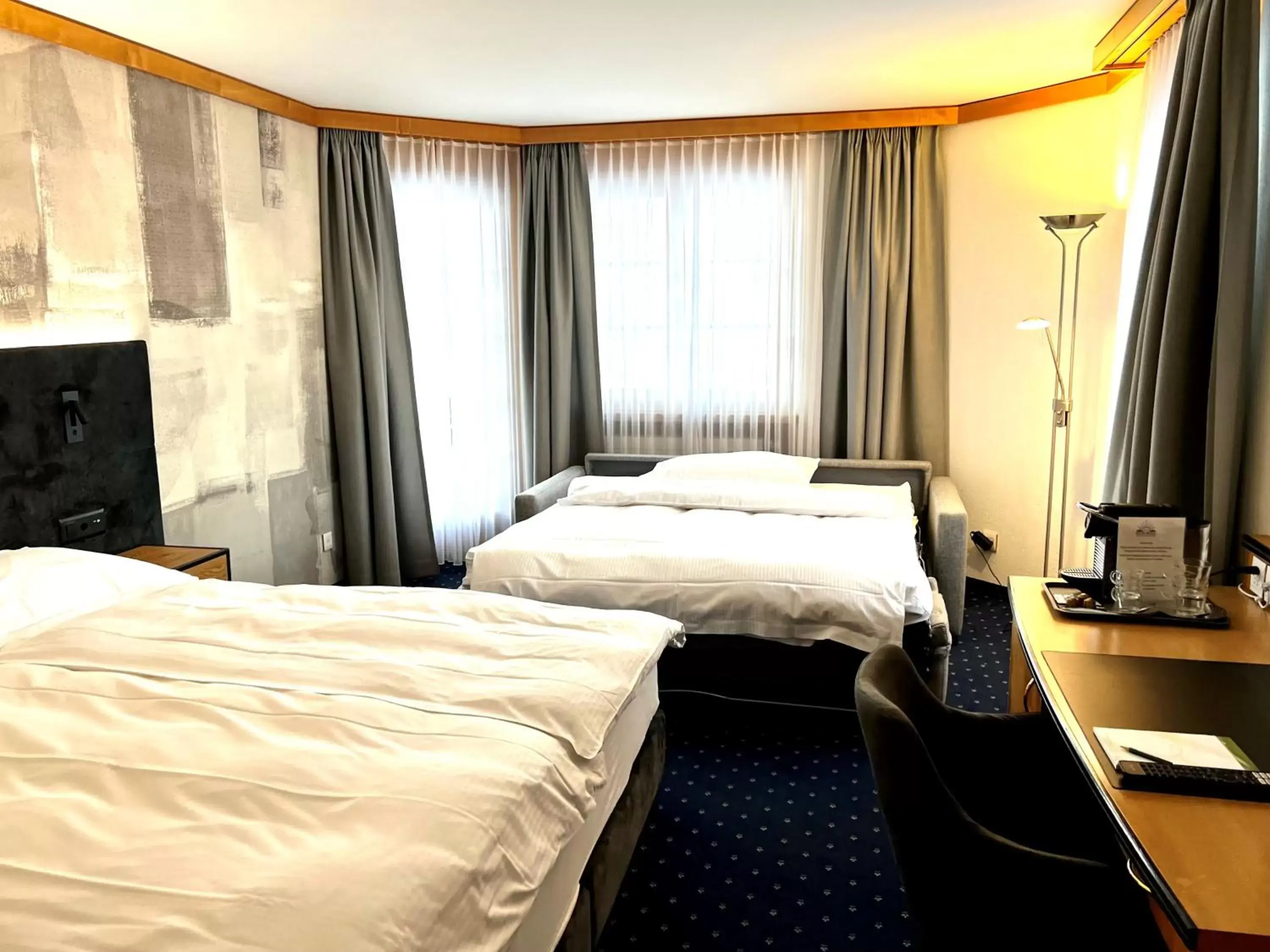 Bed in Hotel Bünda Davos
