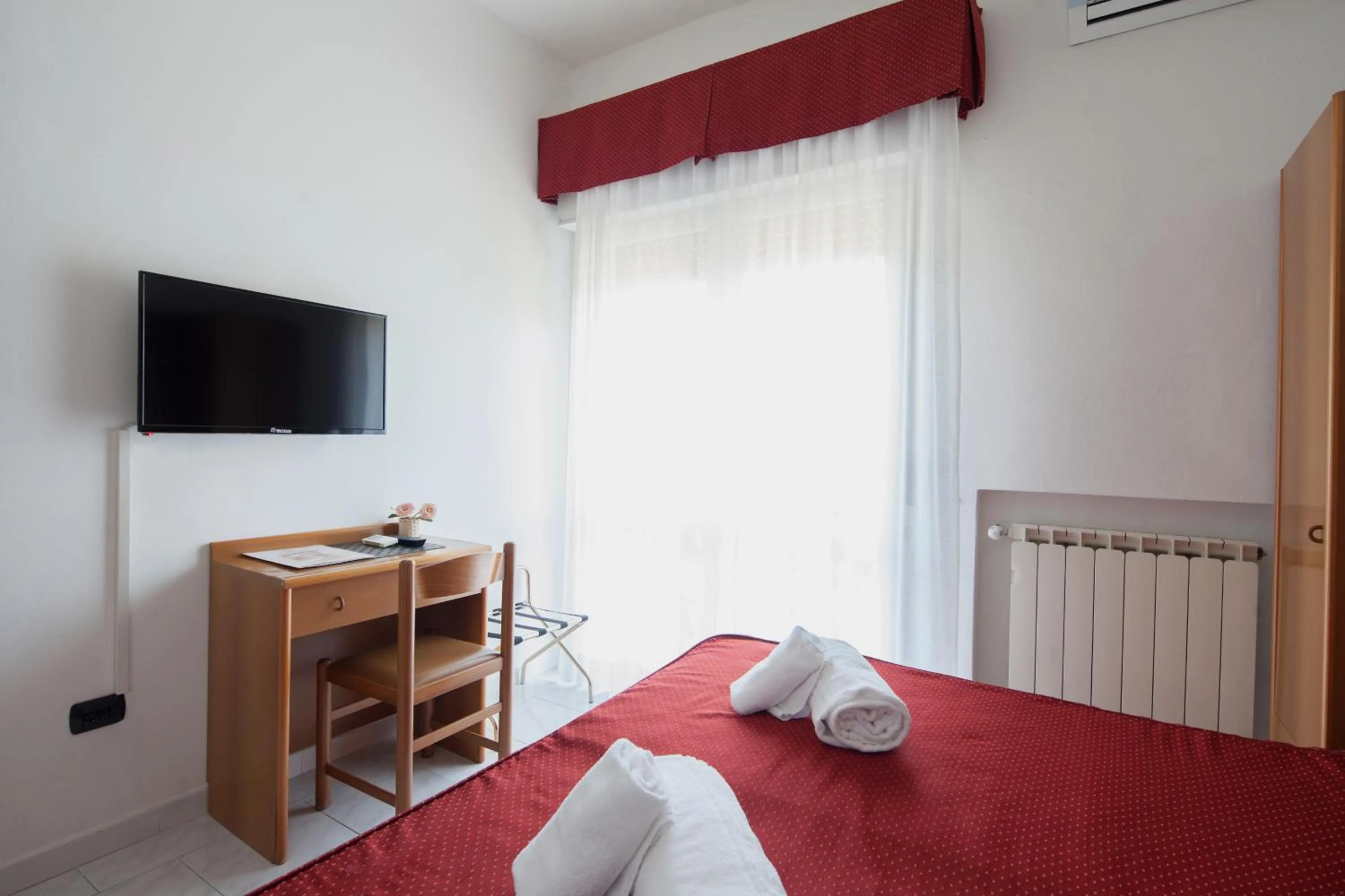 Photo of the whole room, Bed in Hotel Nella