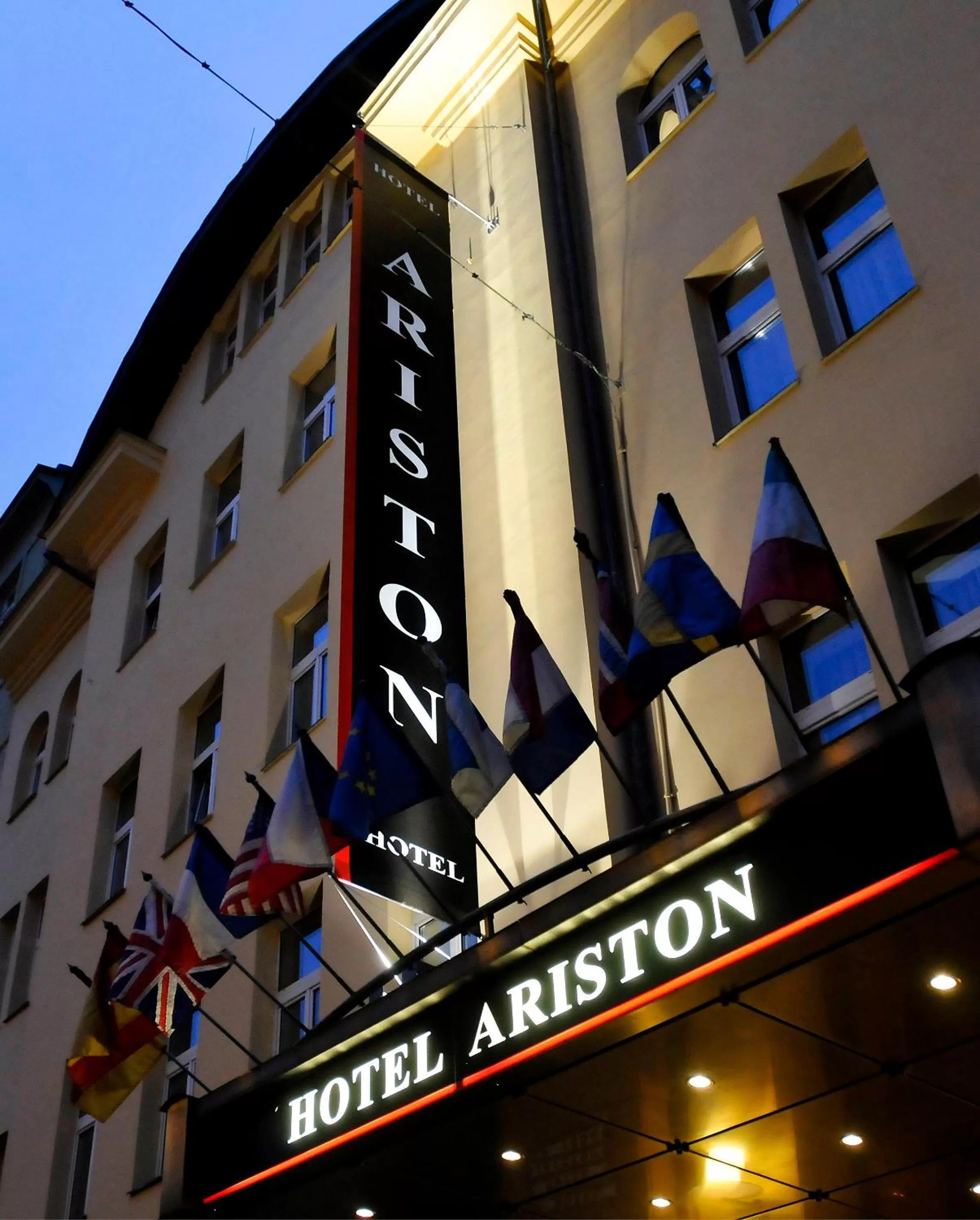 Facade/entrance in Hotel Ariston Prague