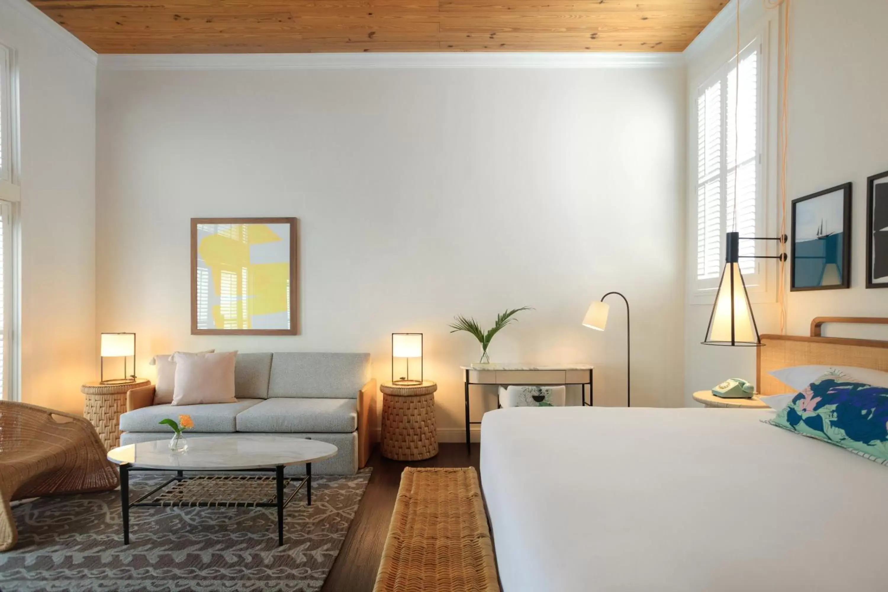 One-Bedroom King Suite in Kimpton Ella's Cottages, an IHG Hotel One-Bedroom King Suite in Kimpton Ella's Cottages, an IHG Hotel