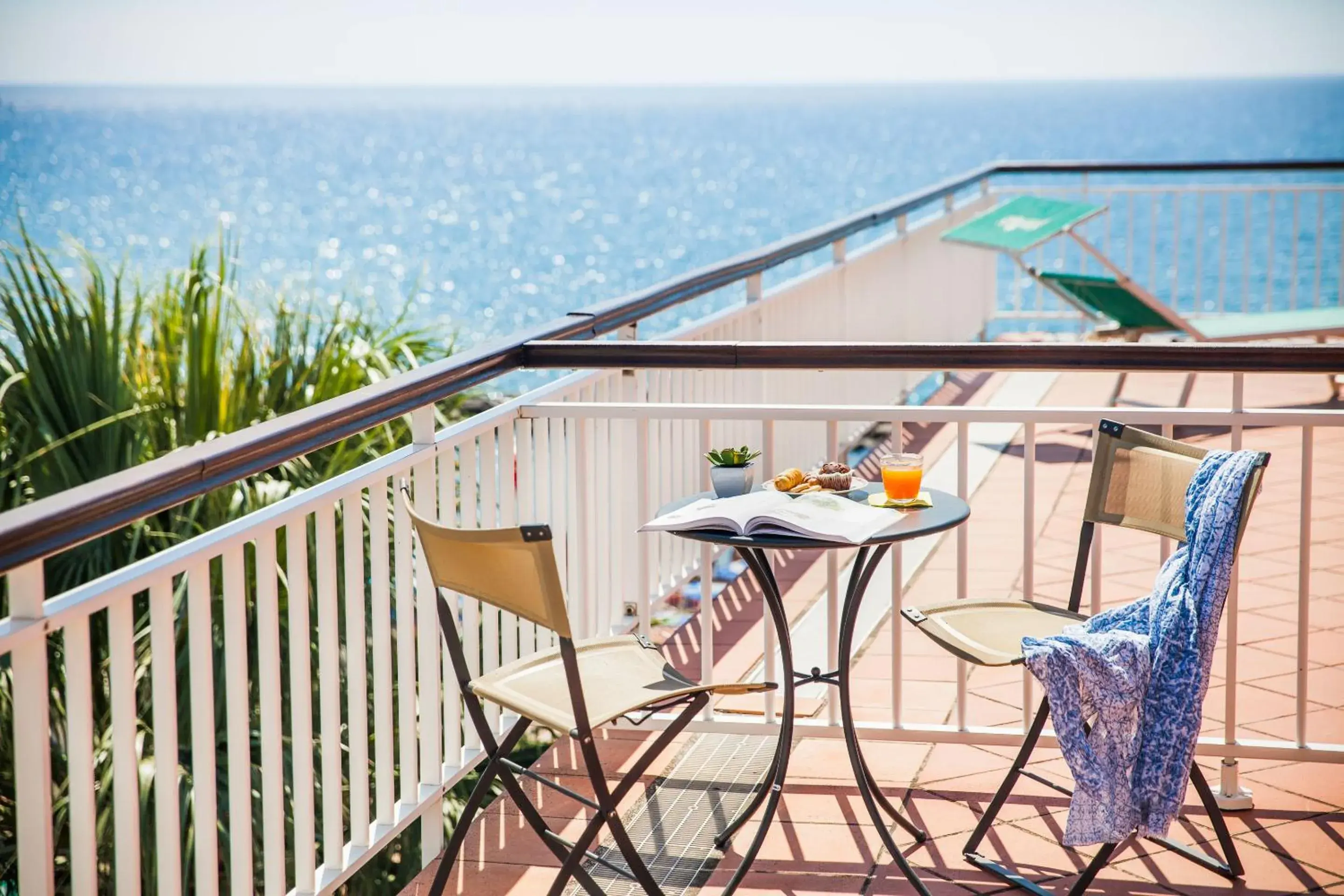 Sea view, Balcony/Terrace in Hotel Gabriella