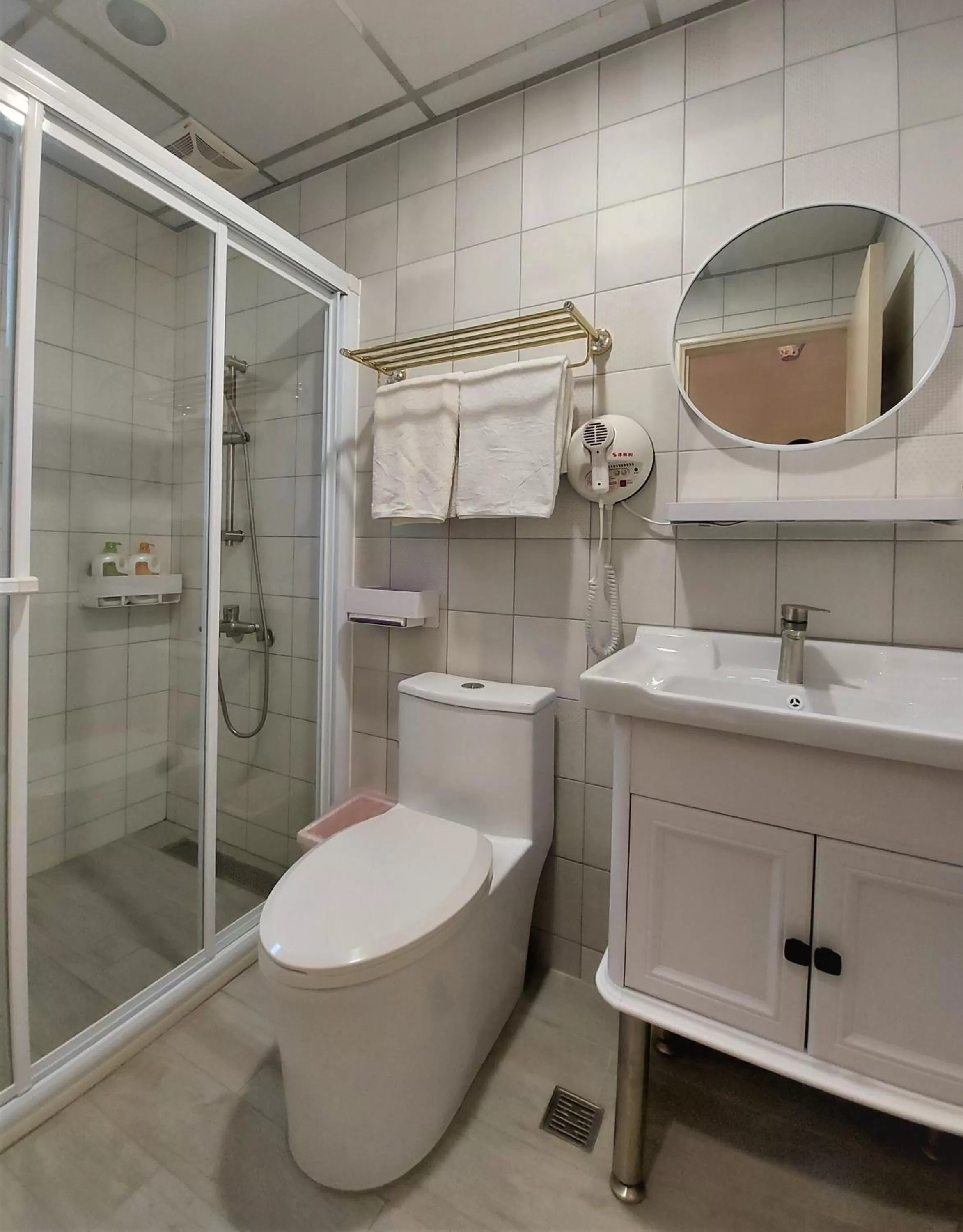 Bathroom in Dosun B&B