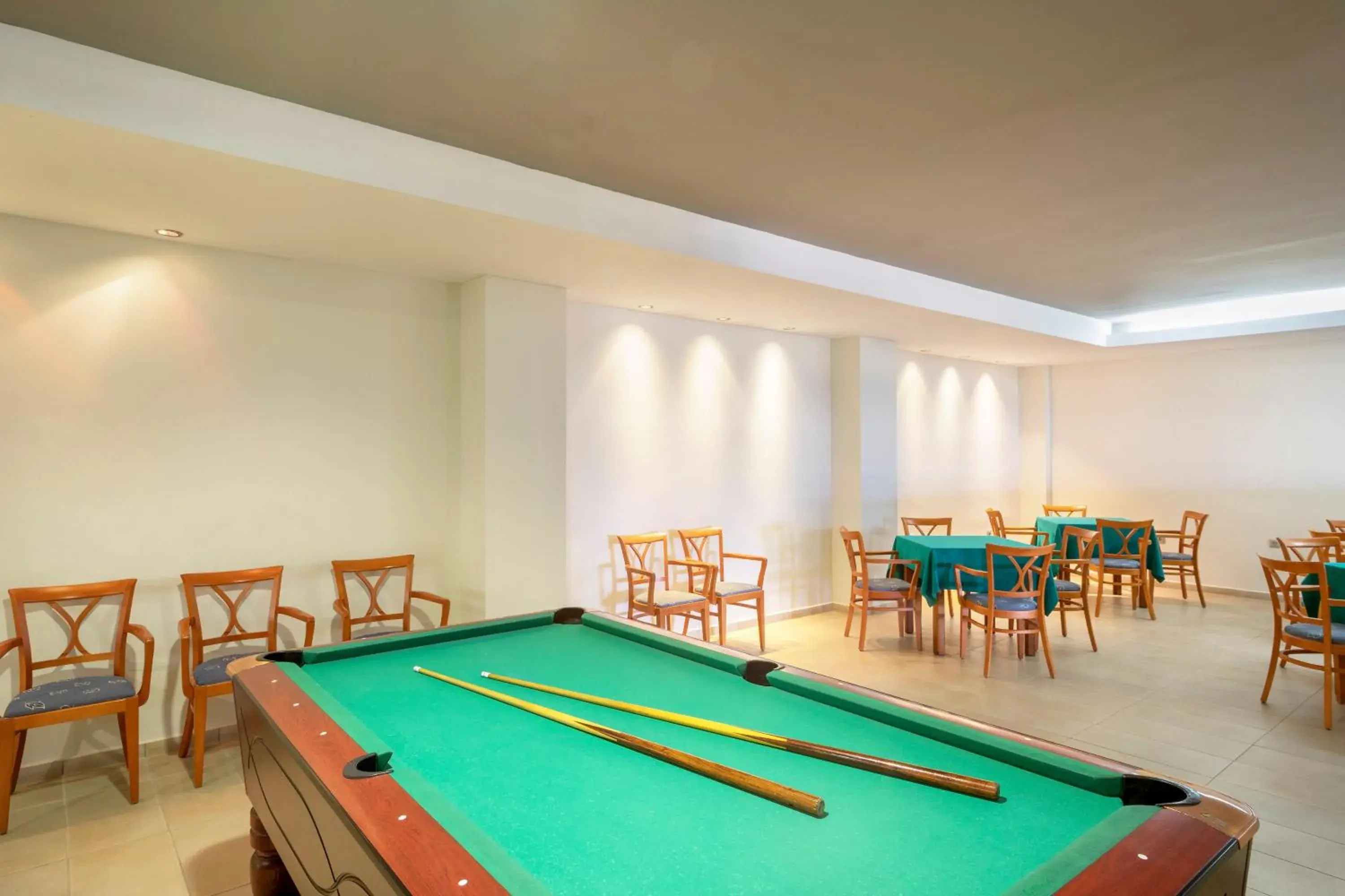 Area and facilities, Billiards in Sol Cosmopolitan Rhodes