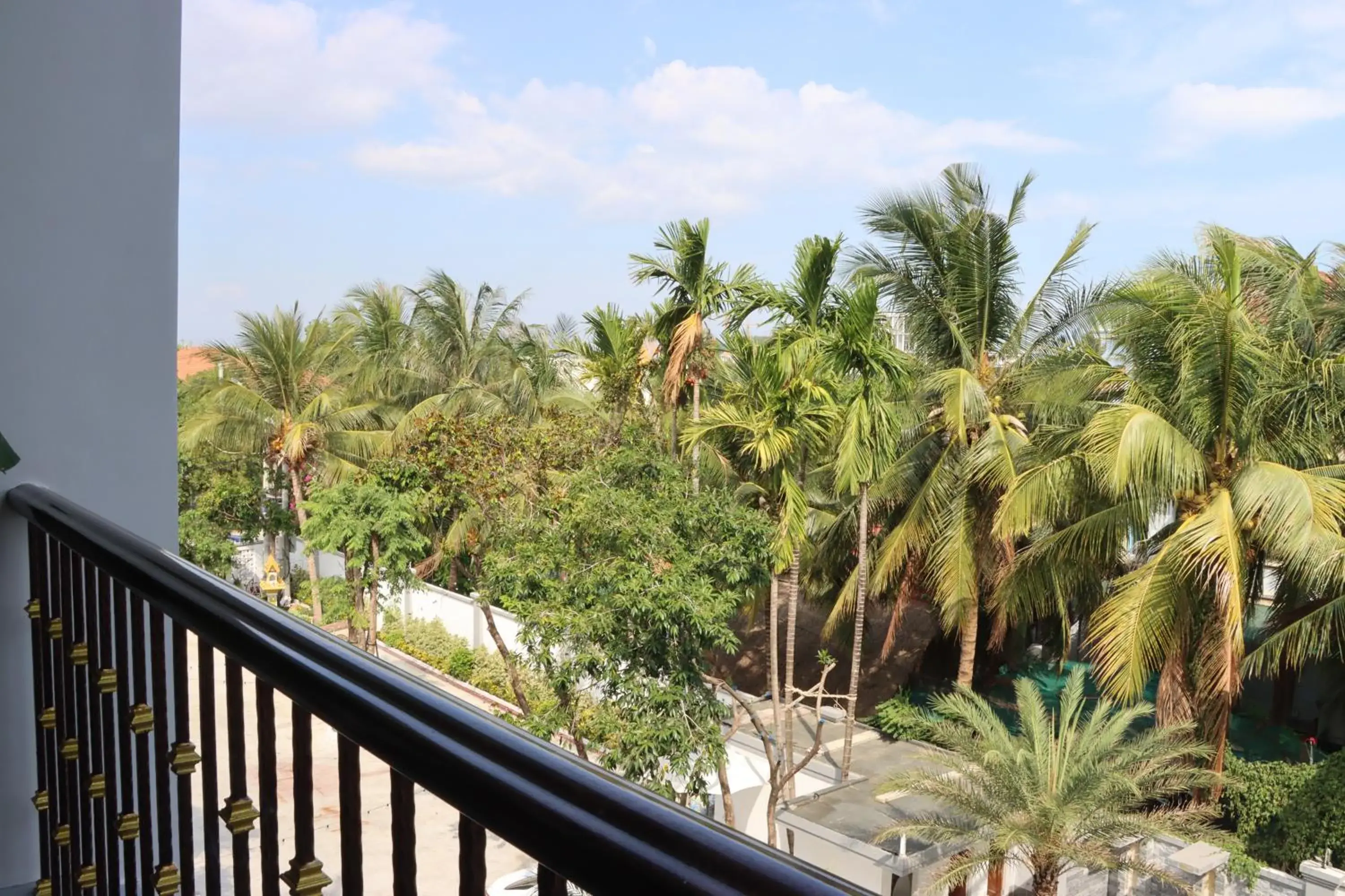 Garden, Balcony/Terrace in Sky Boutique Kampot