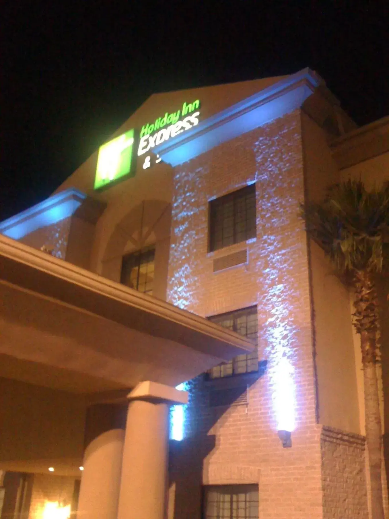 Property Building in Holiday Inn Express Hotel and Suites Alice, an IHG Hotel